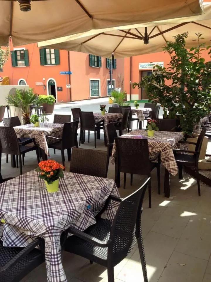 Antica Campione Rooms & Hostel