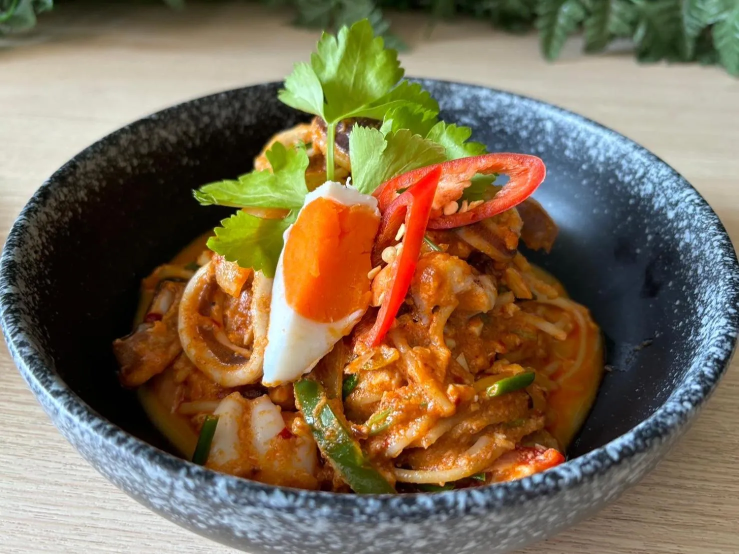 Restaurant/places to eat in PLAAI Plus Hotel Rayong