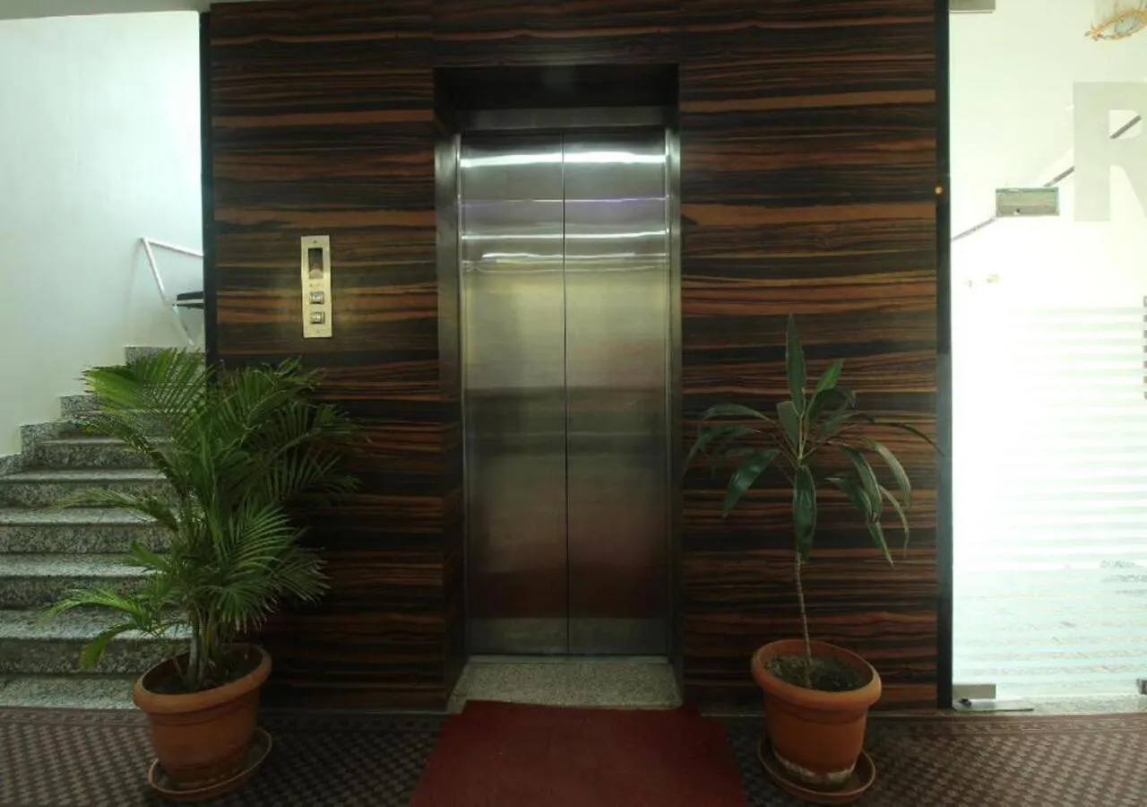 Area and facilities in Regal Residency