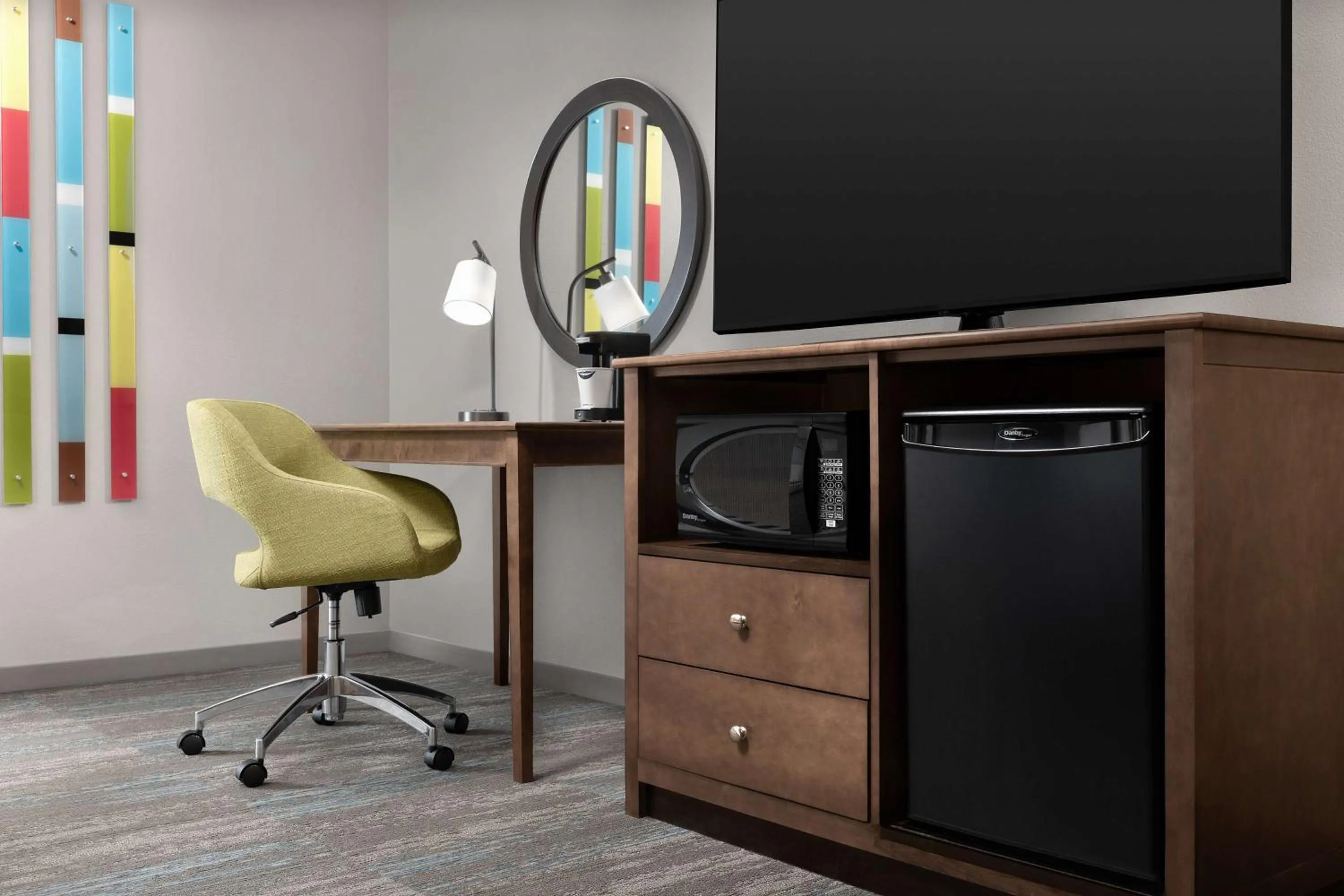 Bedroom in Hampton Inn & Suites Orlando North Altamonte Springs