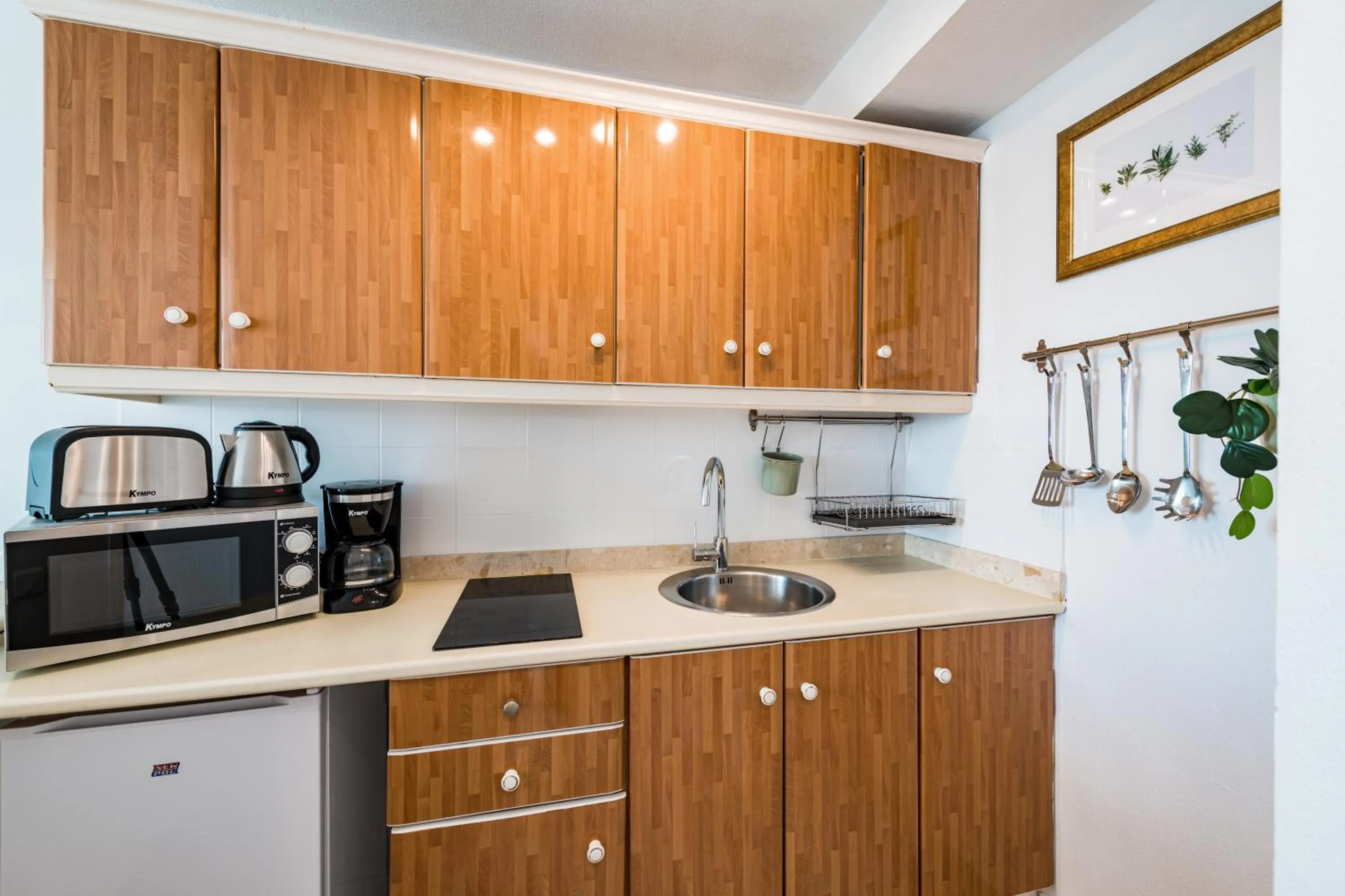 Kitchen or kitchenette in Roca Verde - Playa del Inglés