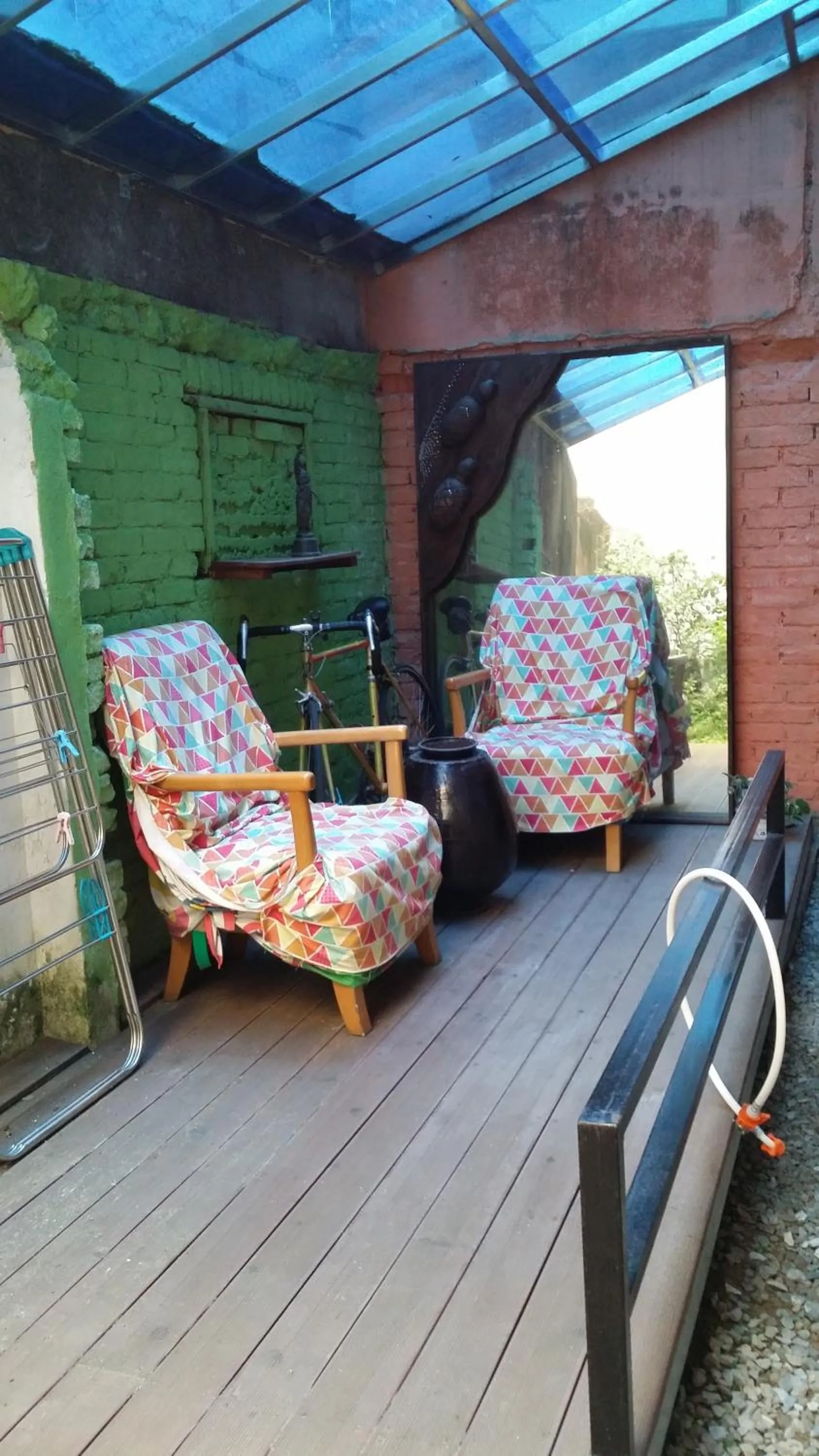 Area and facilities in Nearest Guesthouse