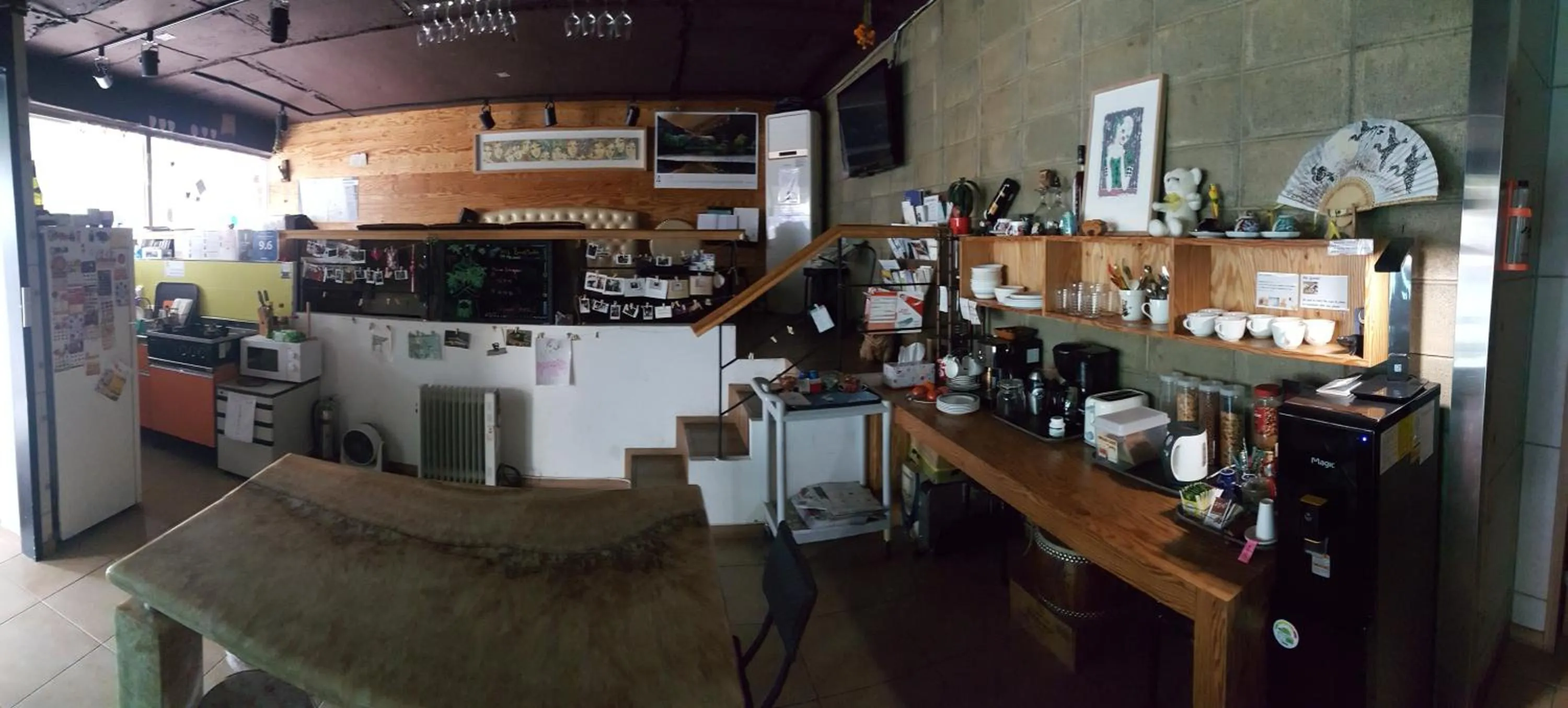 Communal lounge/ TV room in Nearest Guesthouse