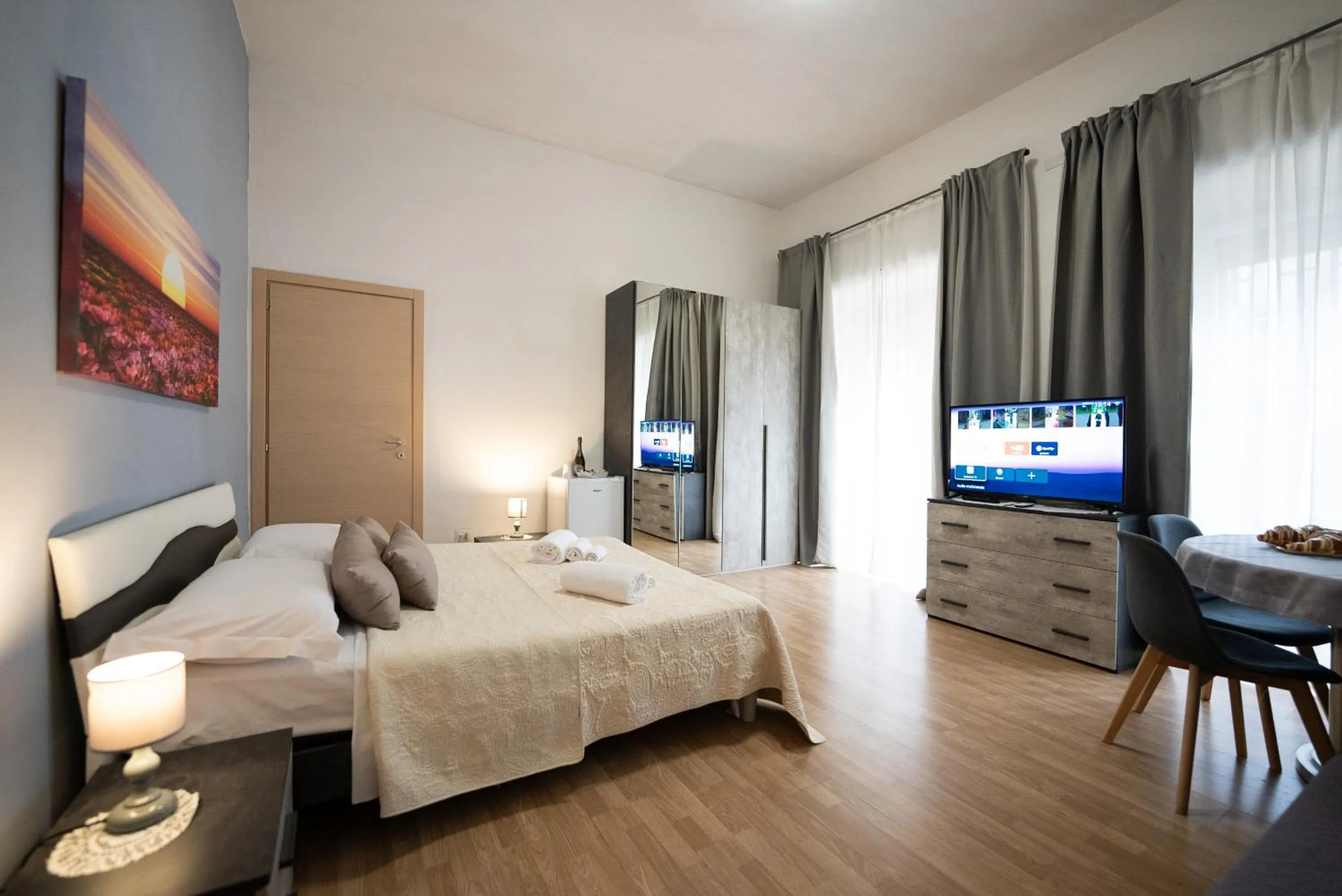 Quadruple Room with Shared Bathroom - single occupancy in Home Joséphine - CASERTA