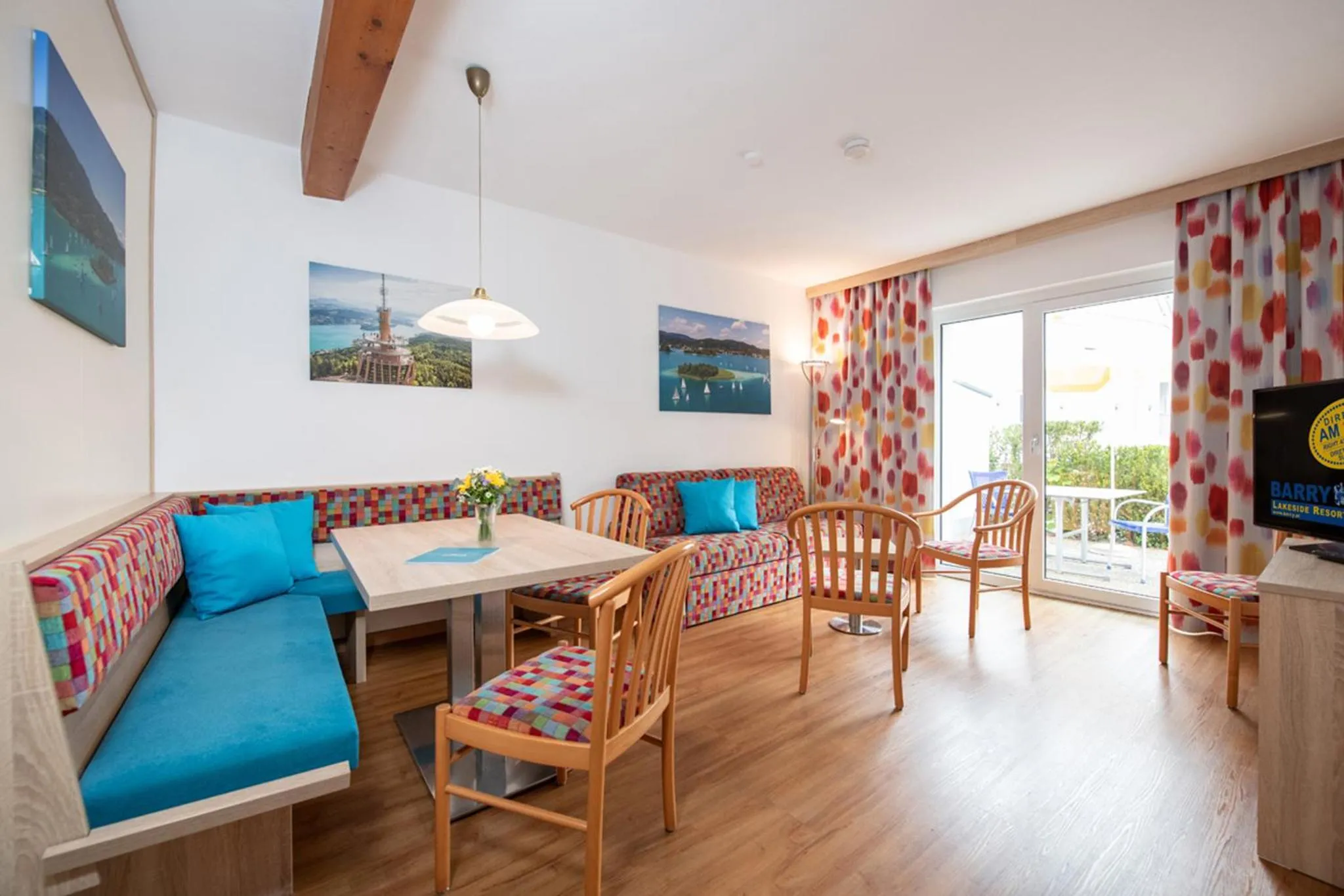 Living room in Barry Memle Directly at the Lake