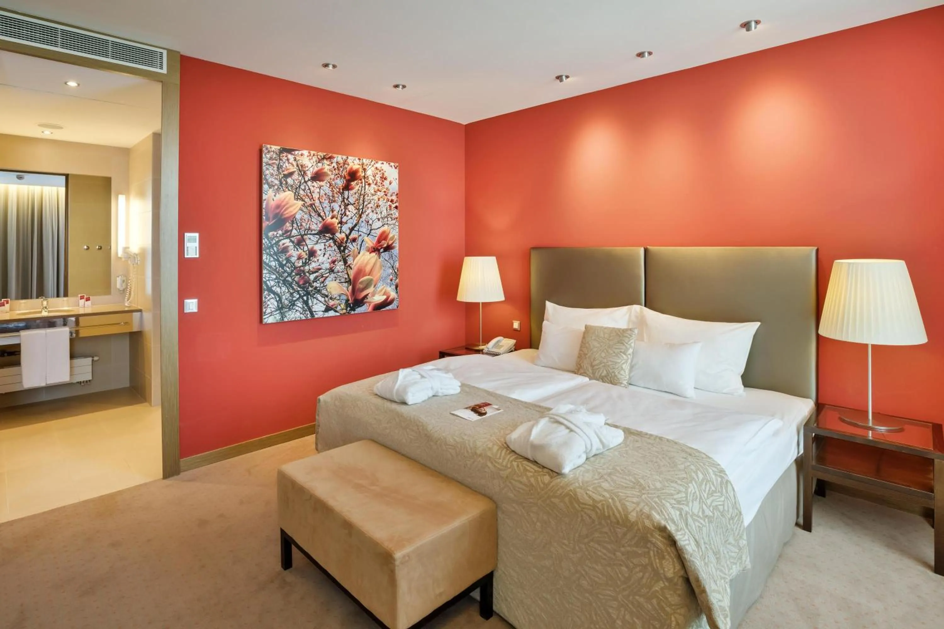 Photo of the whole room, Bed in Austria Trend Hotel Savoyen Vienna - 4 stars superior