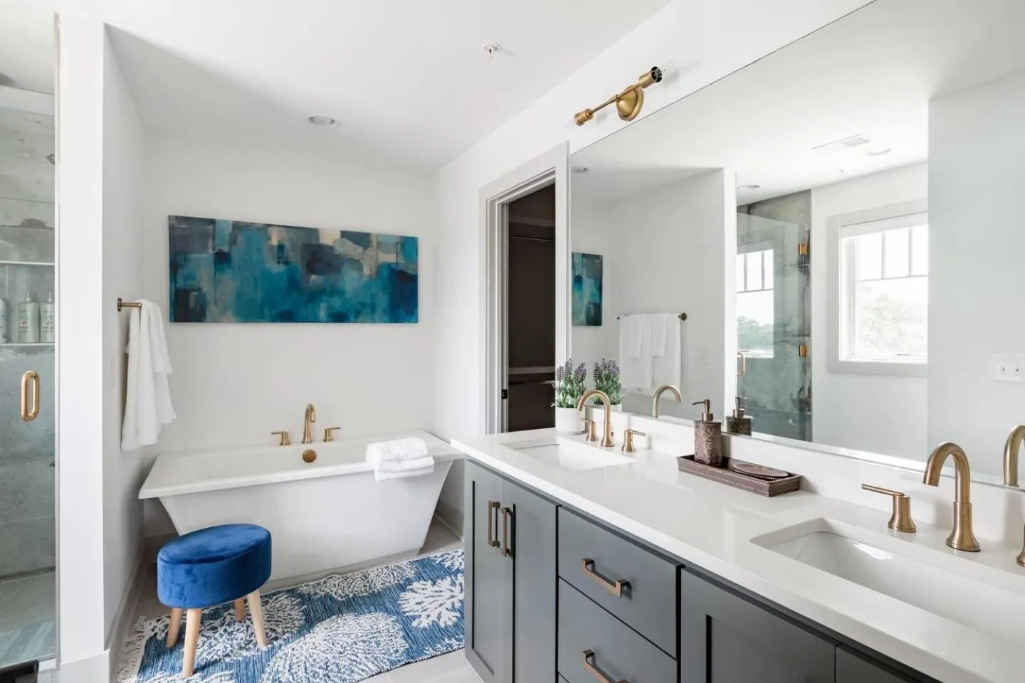 Bathroom in Brand New Luxury Home near Downtown