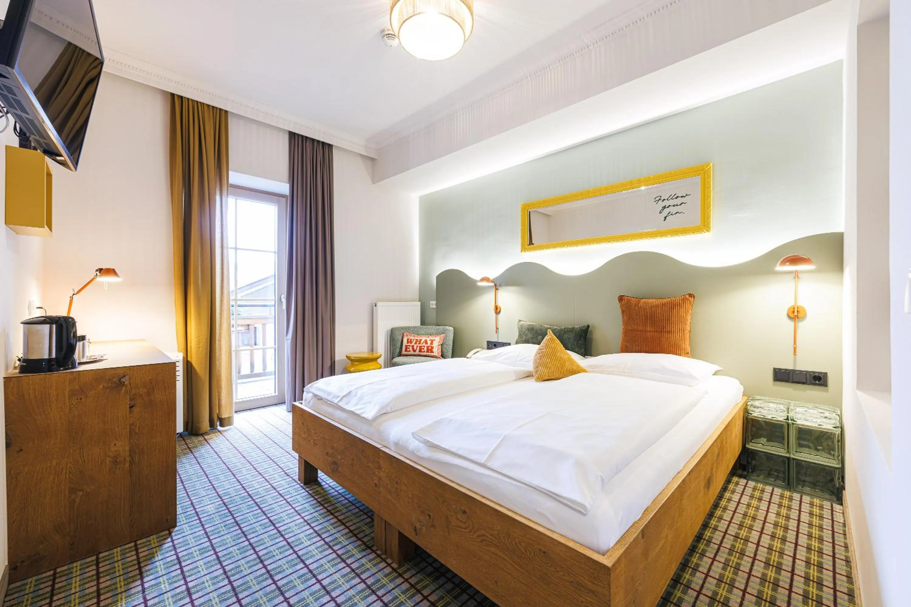 Photo of the whole room, Bed in Fish'Inn Zell - Hotel Fischerwirt