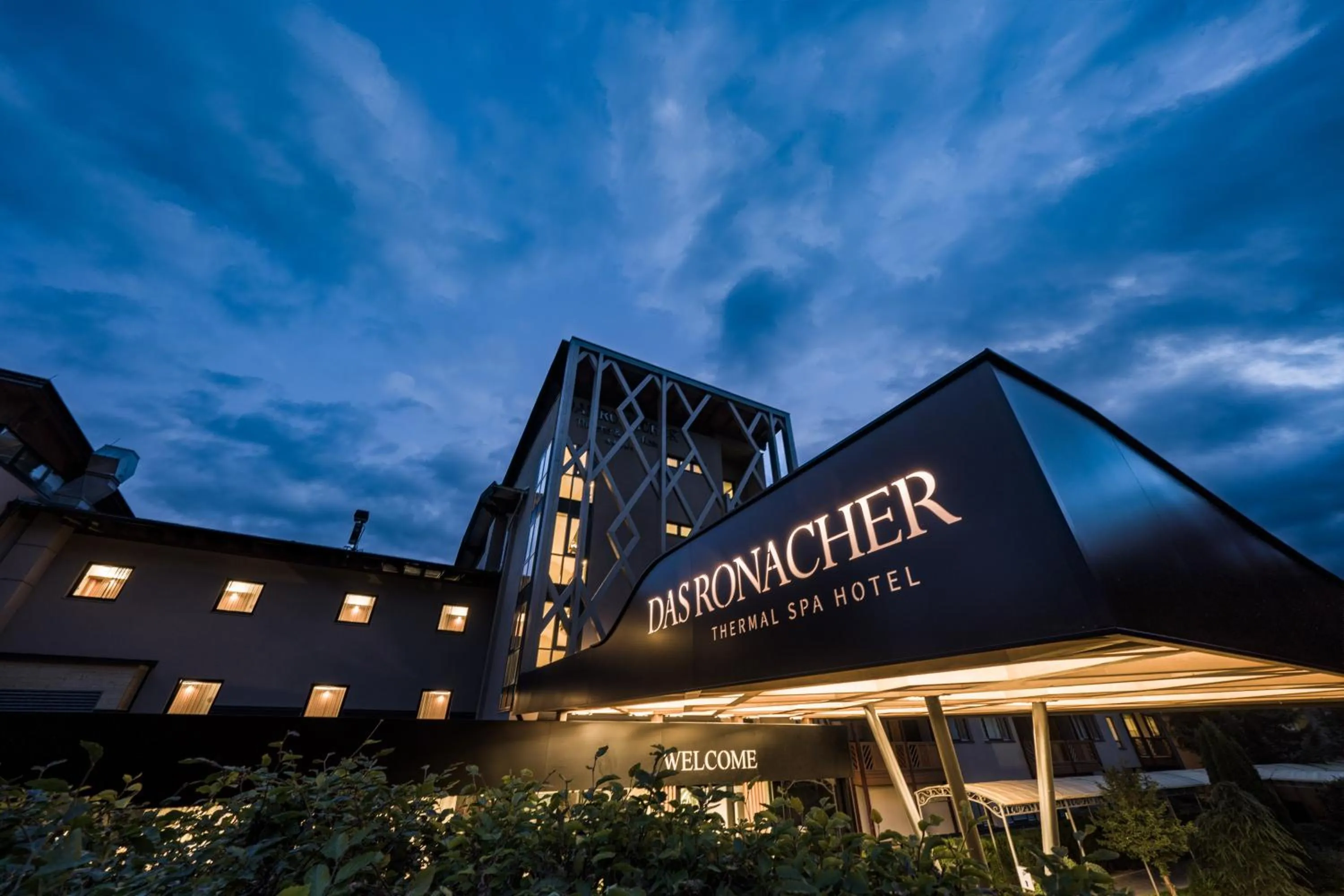 Property building in DAS RONACHER Thermal Spa Hotel