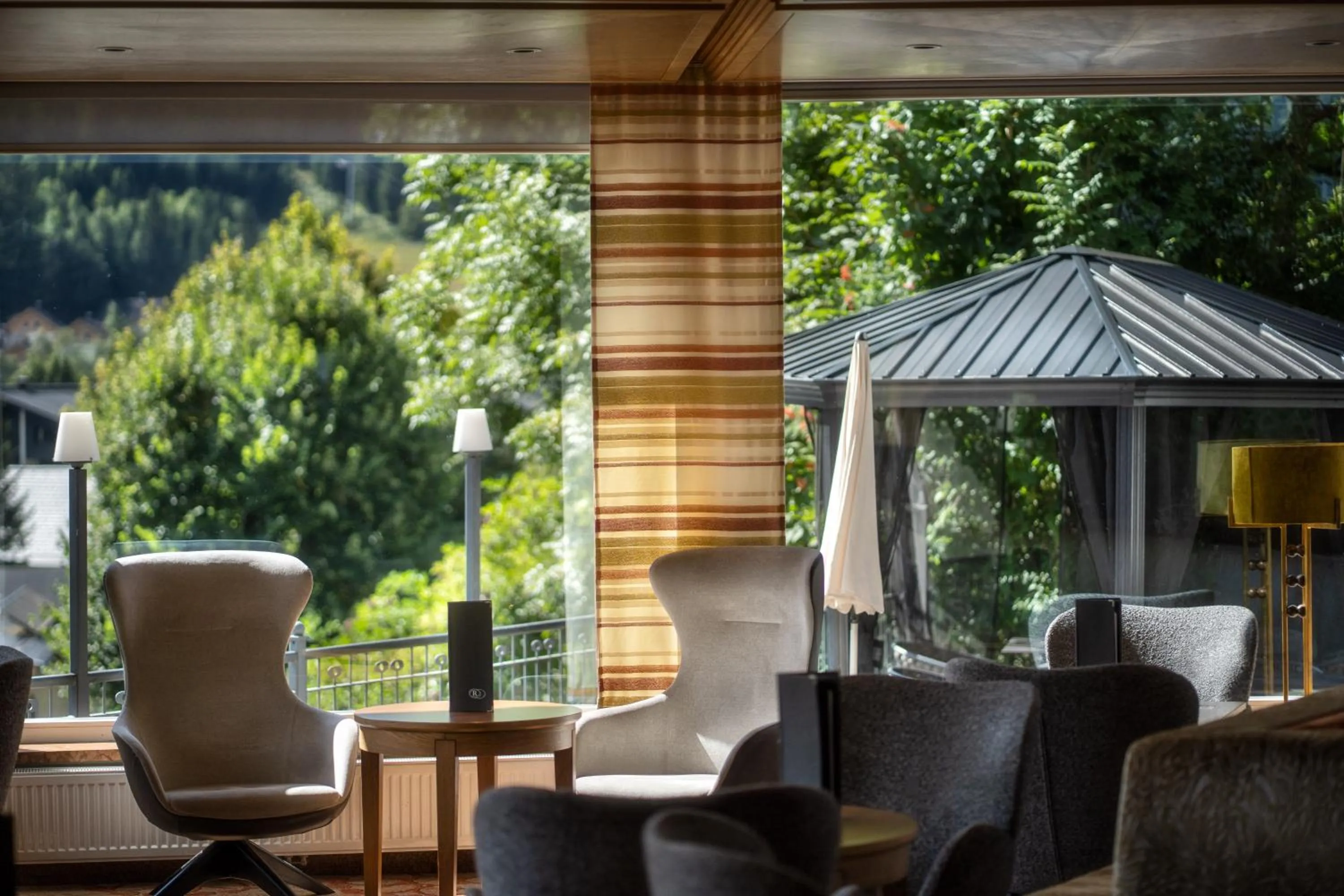 Restaurant/places to eat in DAS RONACHER Thermal Spa Hotel