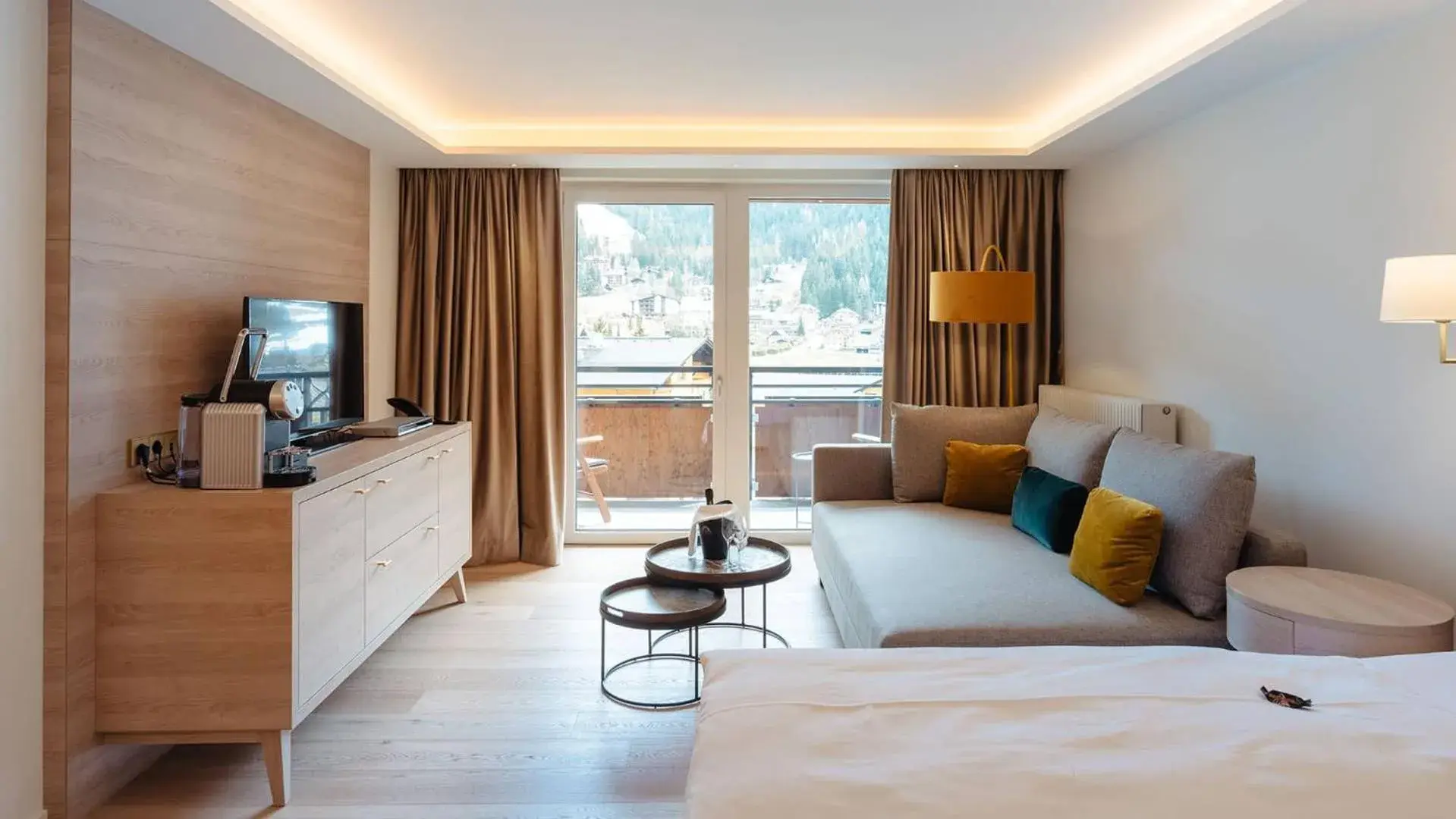 Junior Suite with Balcony in DAS RONACHER Thermal Spa Hotel Junior Suite with Balcony in DAS RONACHER Thermal Spa Hotel