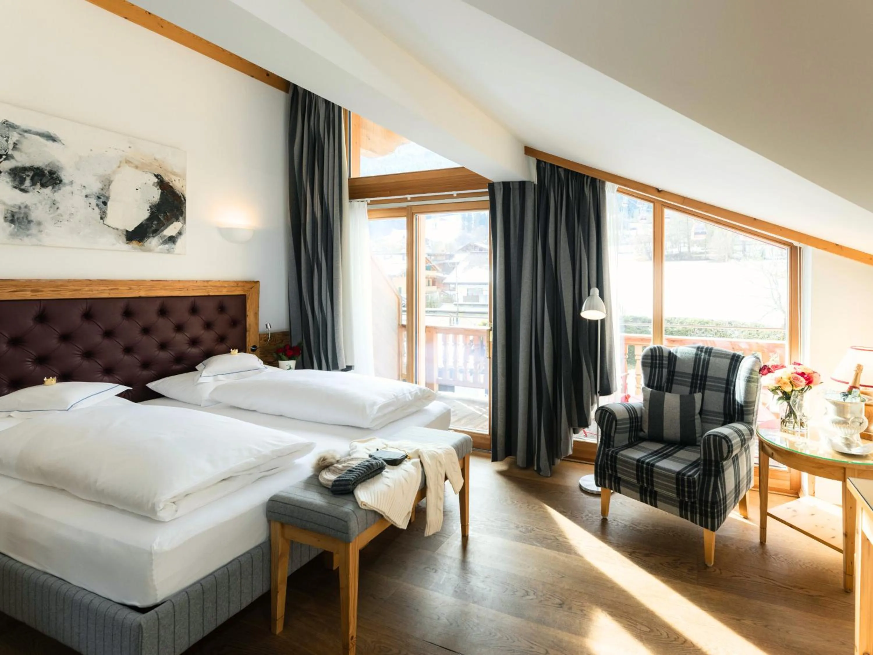 Bed in Hotel Kaiserhof Kitzbühel, 4 Sterne Superior