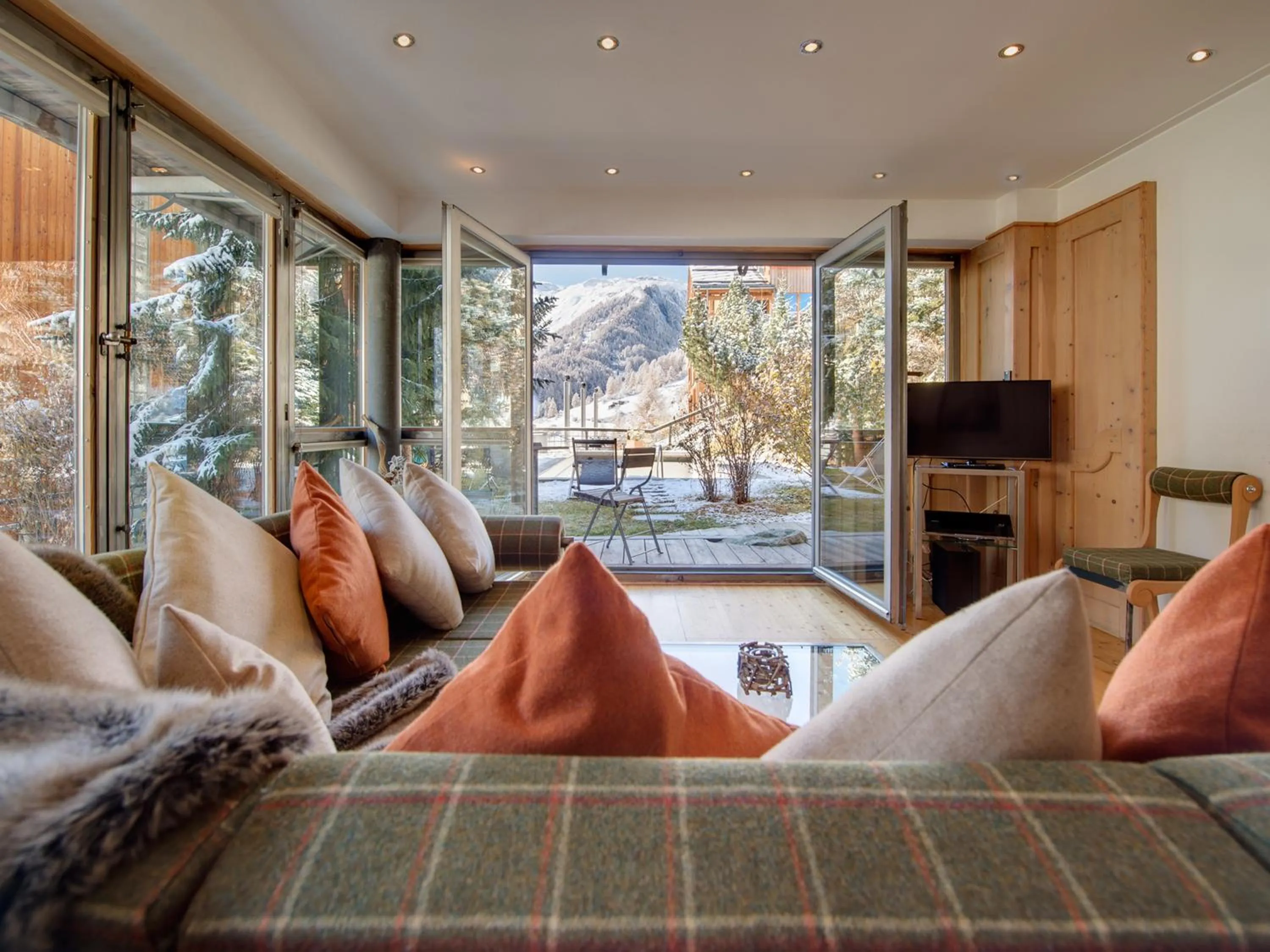 Garden in Backstage Hotel Serviced Apartments