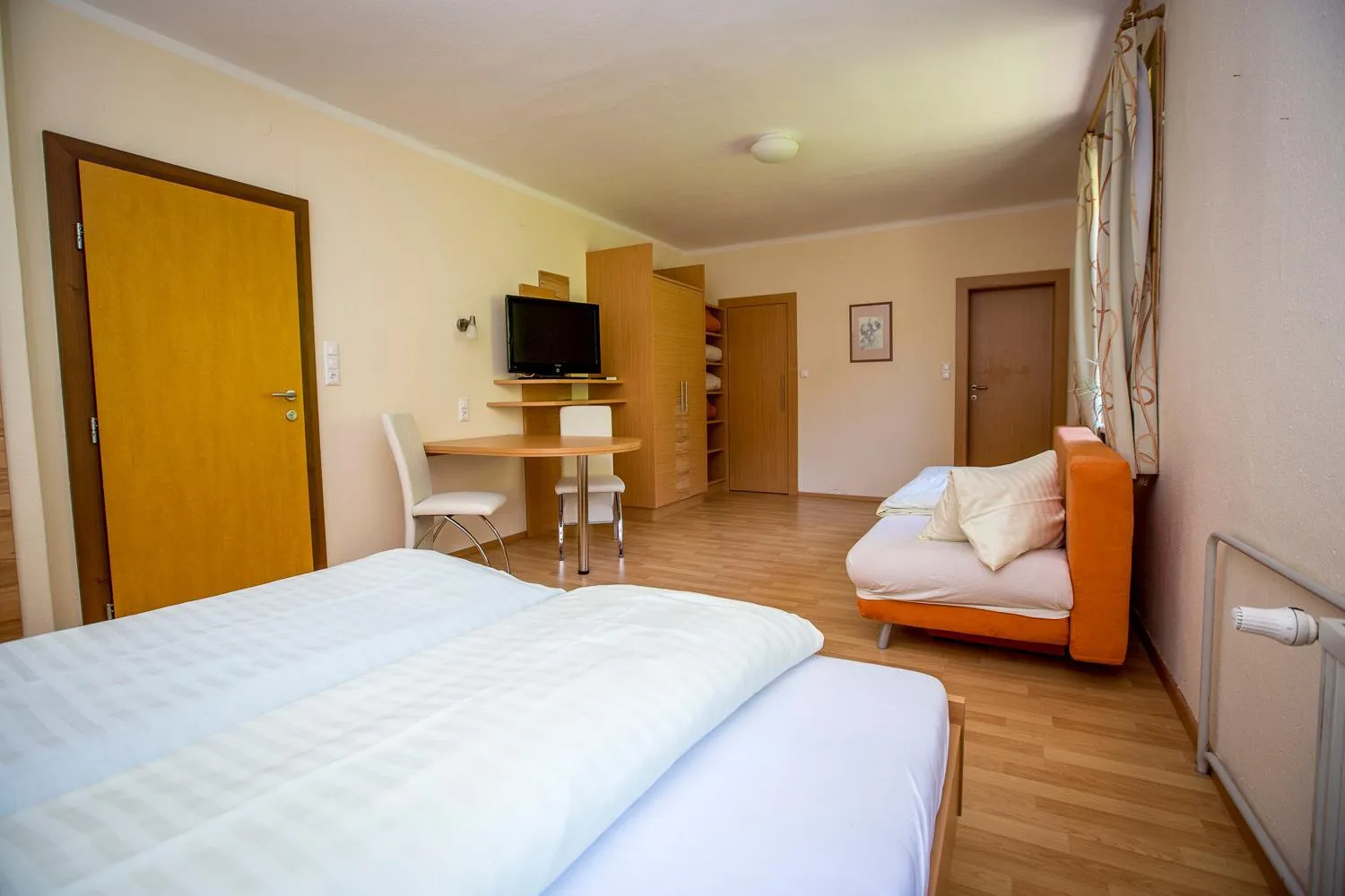 Staff, Bed in Gasthof Zur Post