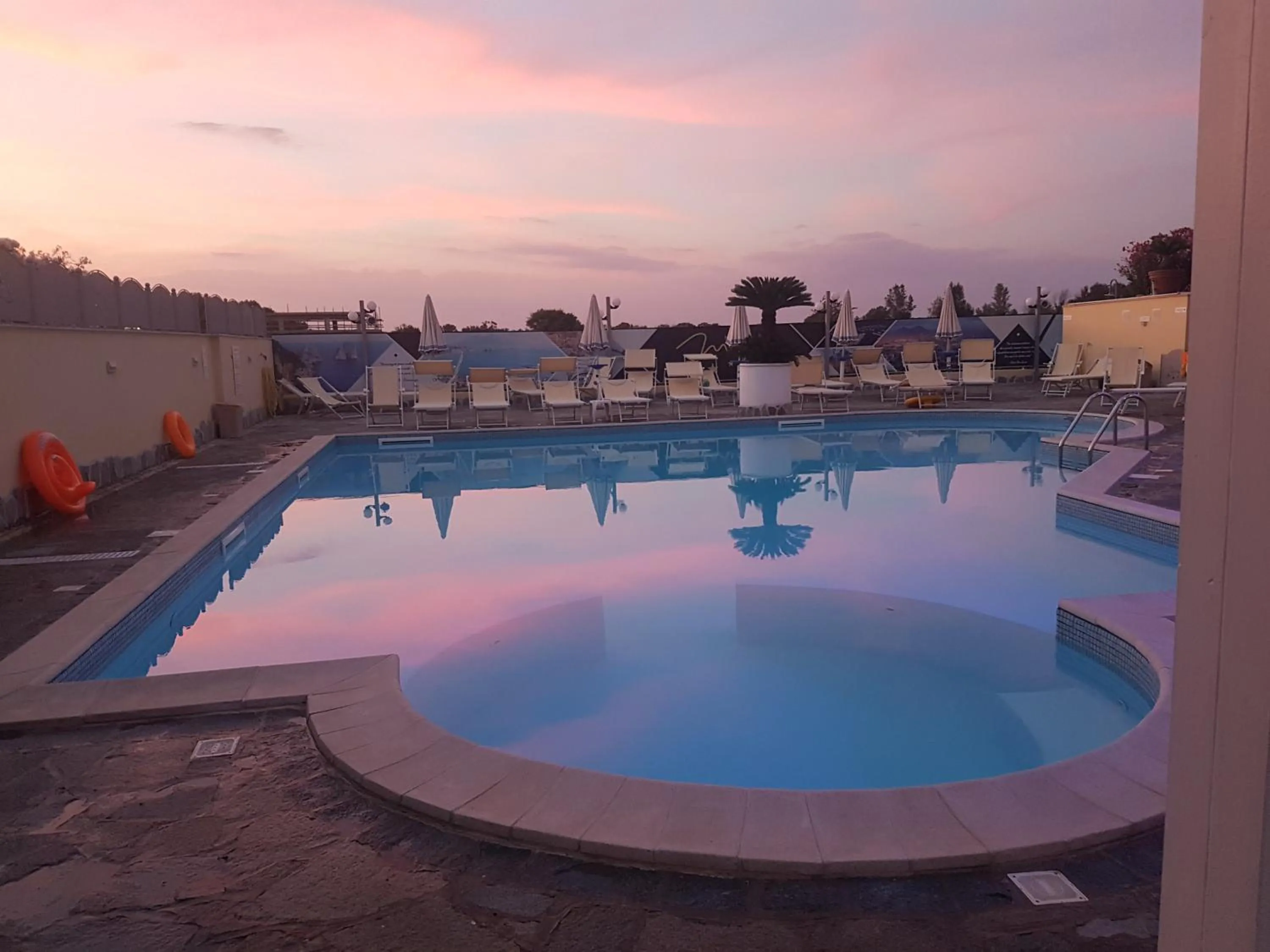 Swimming pool in Hotel Mirage