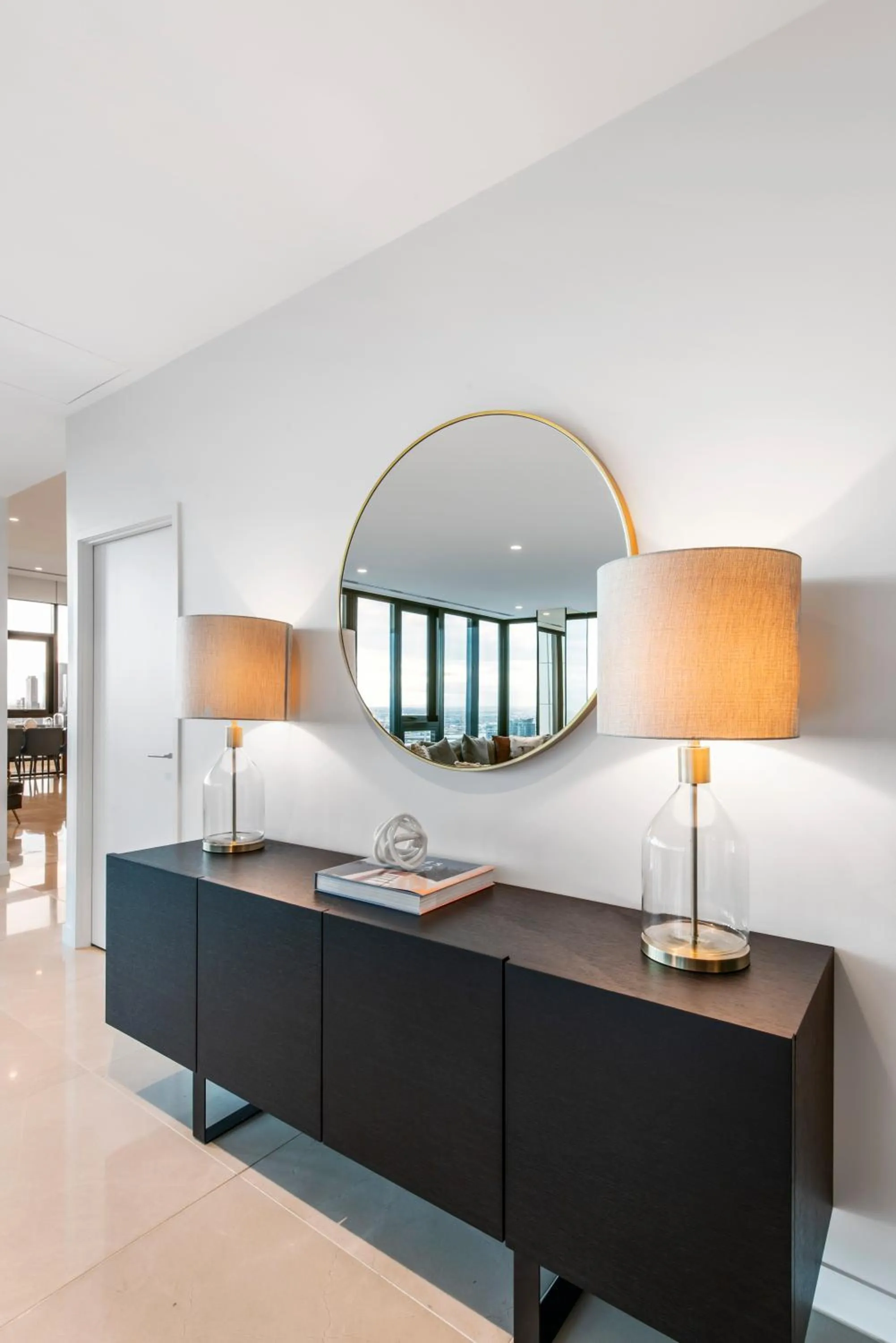 Living room in Melbourne City Apartments Panoramic Skyview Penthouse