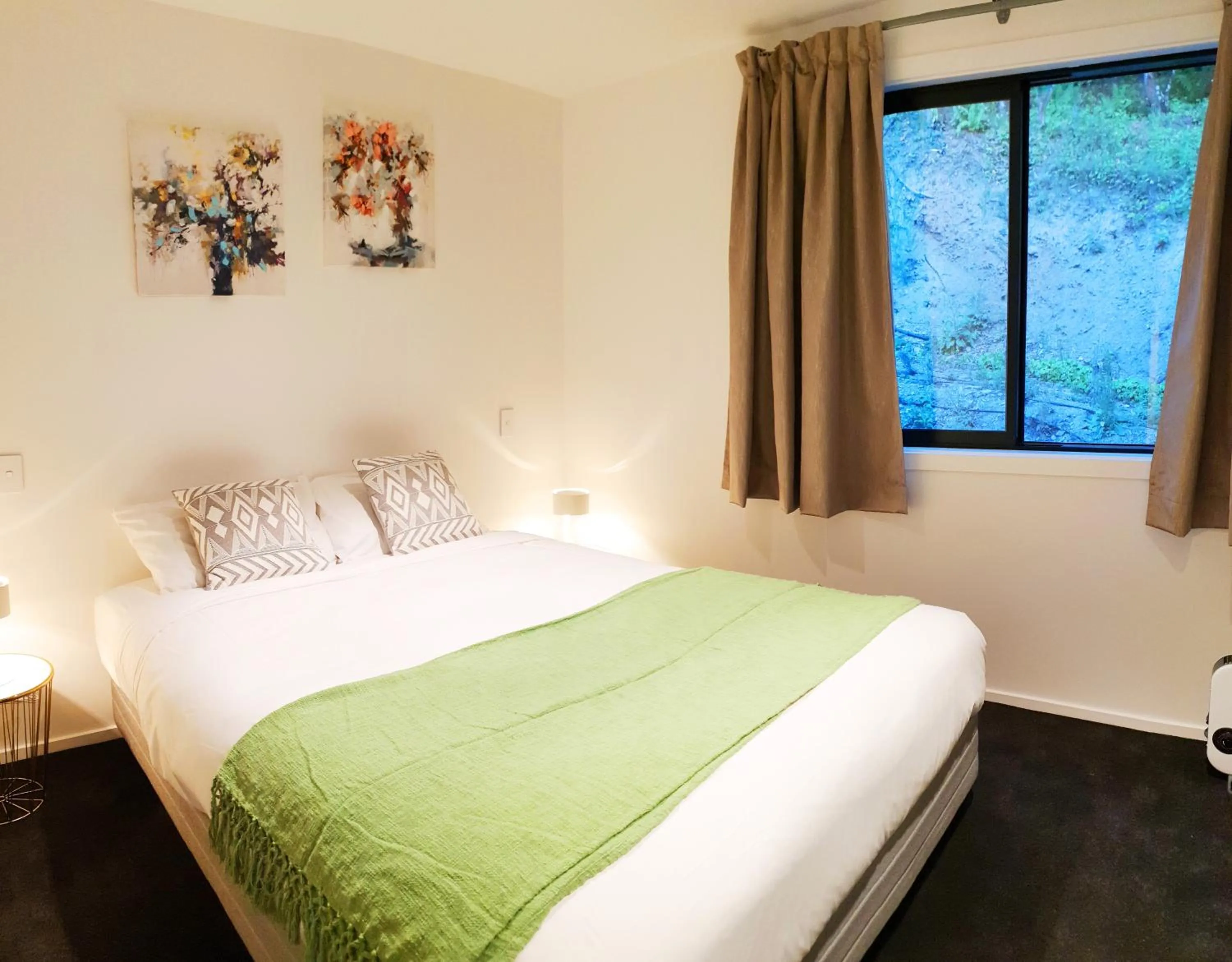 Bedroom, Bed in The Alex Apartments