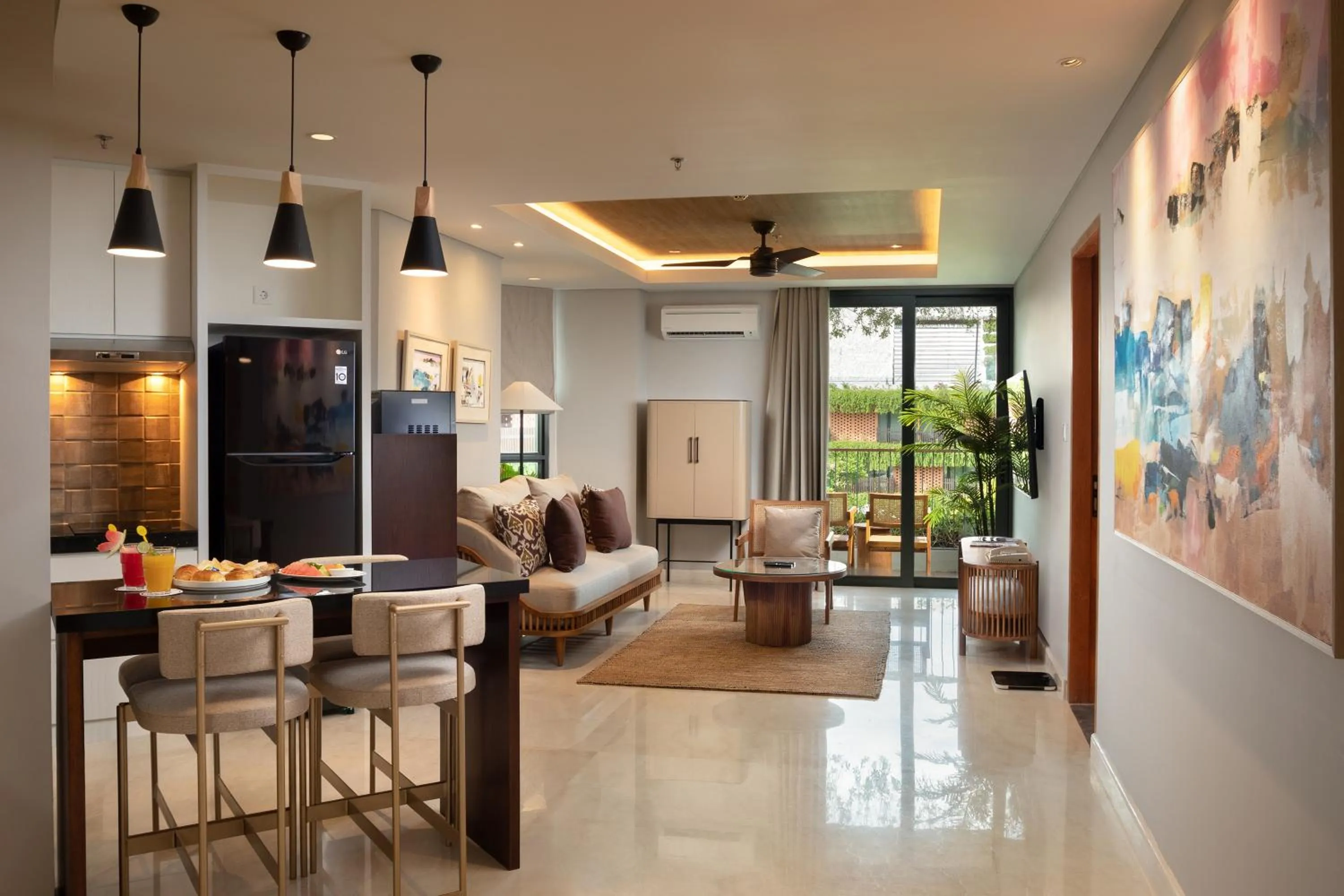 Living room in Beachwalk Residence