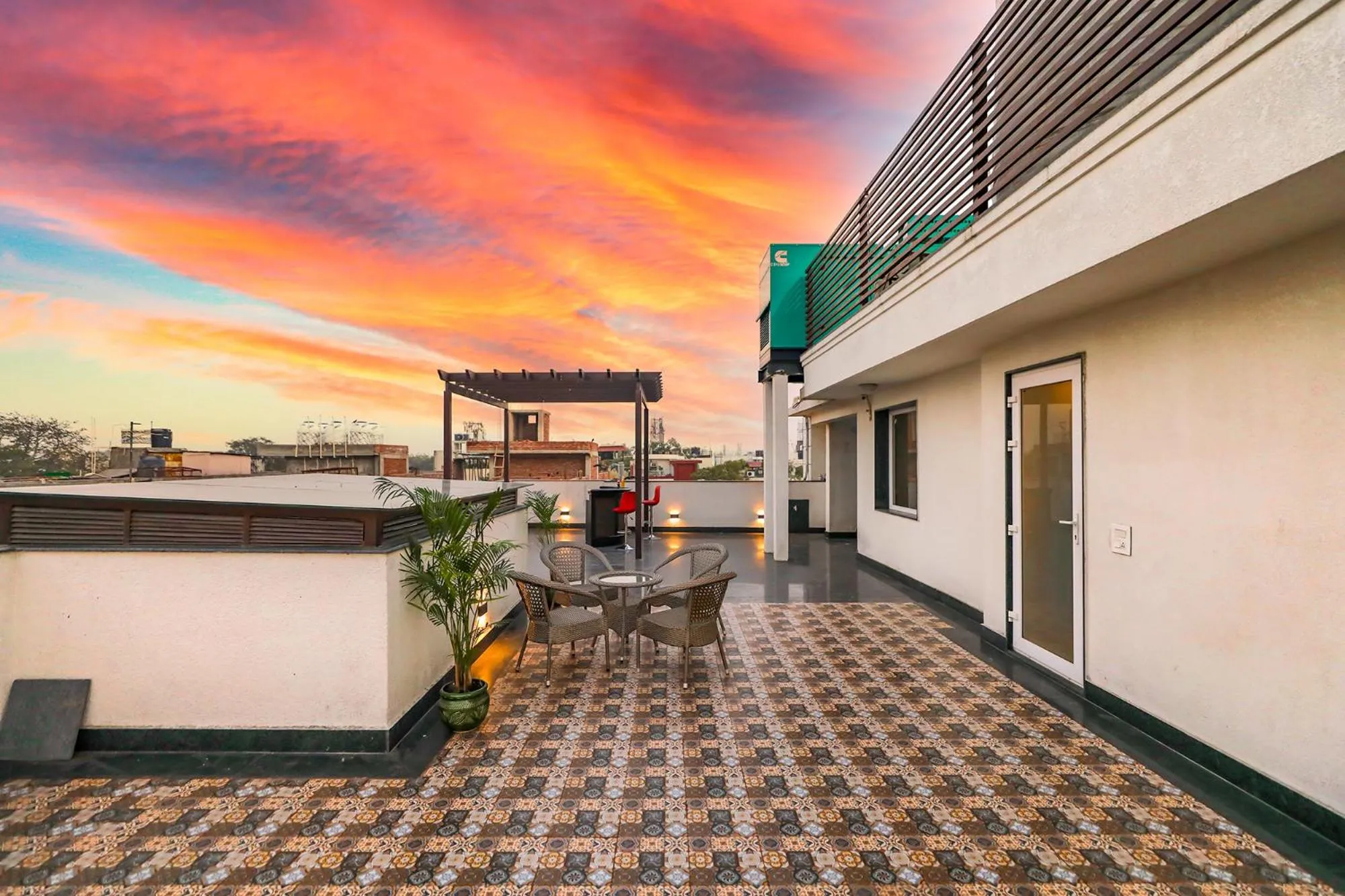 Balcony/Terrace in FabHotel La Paz Stay B&B