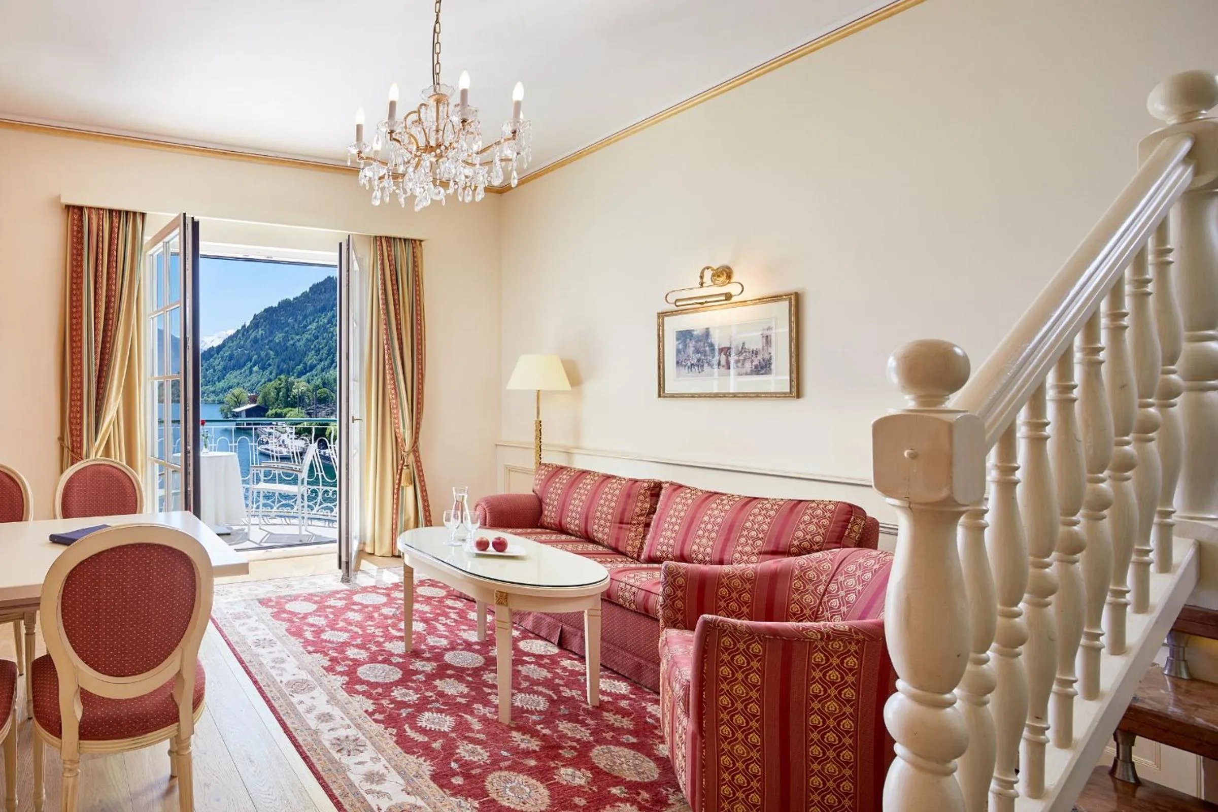 Living room in Grand Hotel Zell am See
