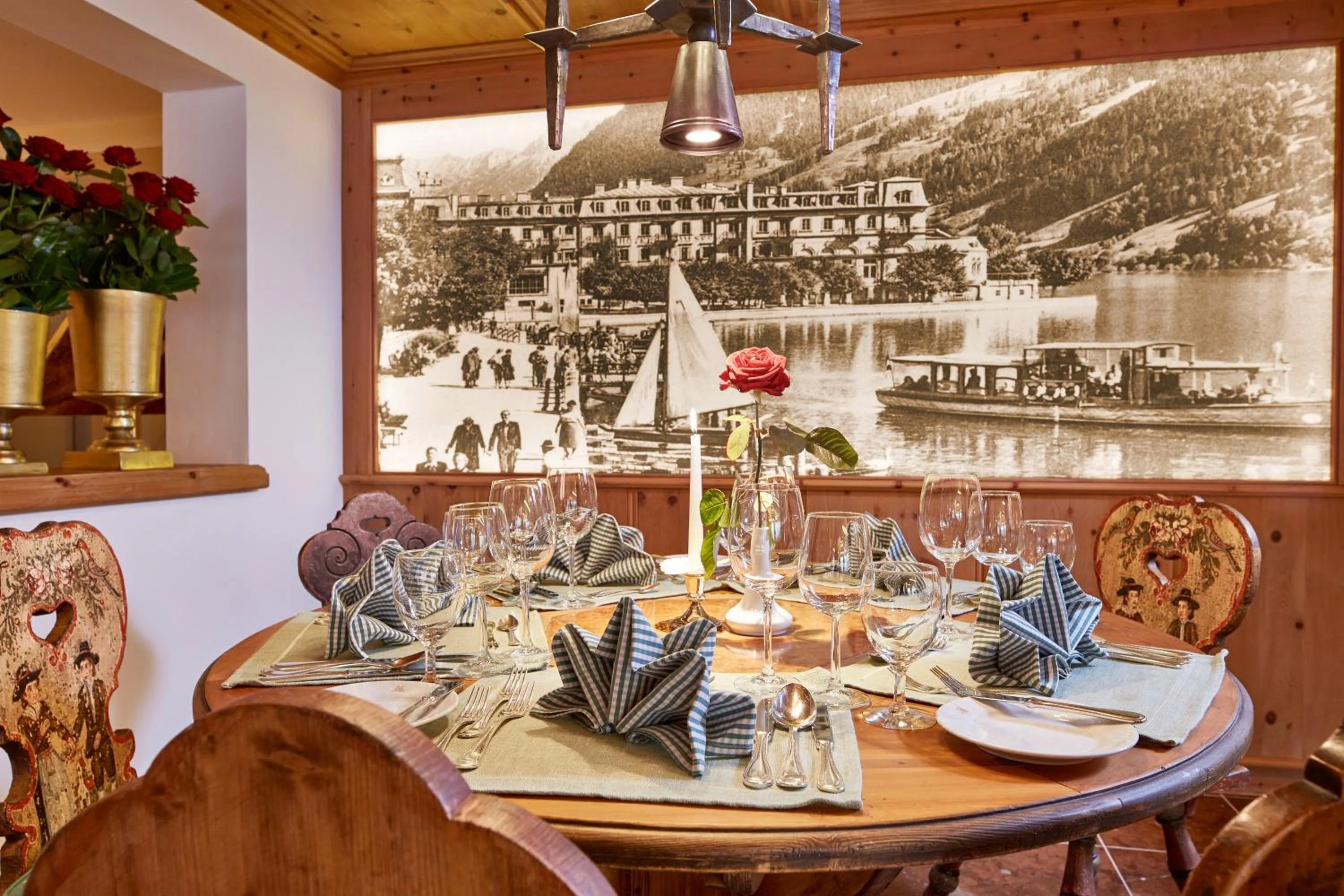 Restaurant/places to eat in Grand Hotel Zell am See