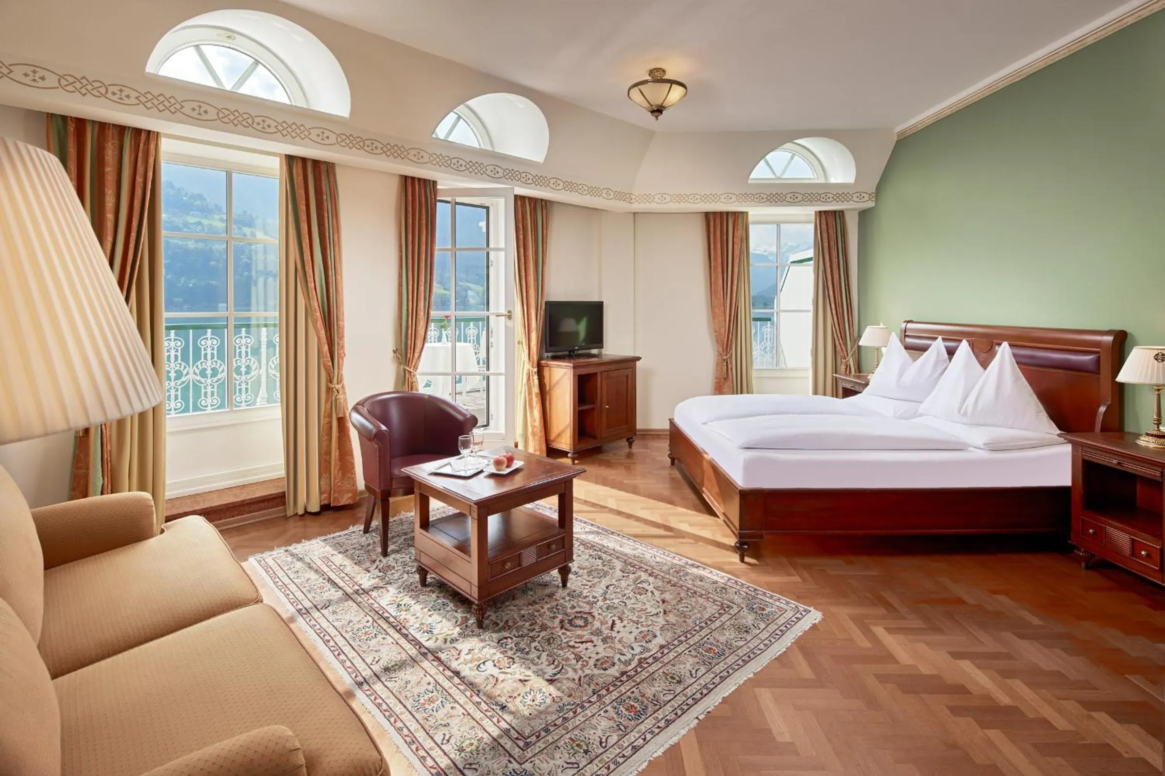 Photo of the whole room, Bed in Grand Hotel Zell am See