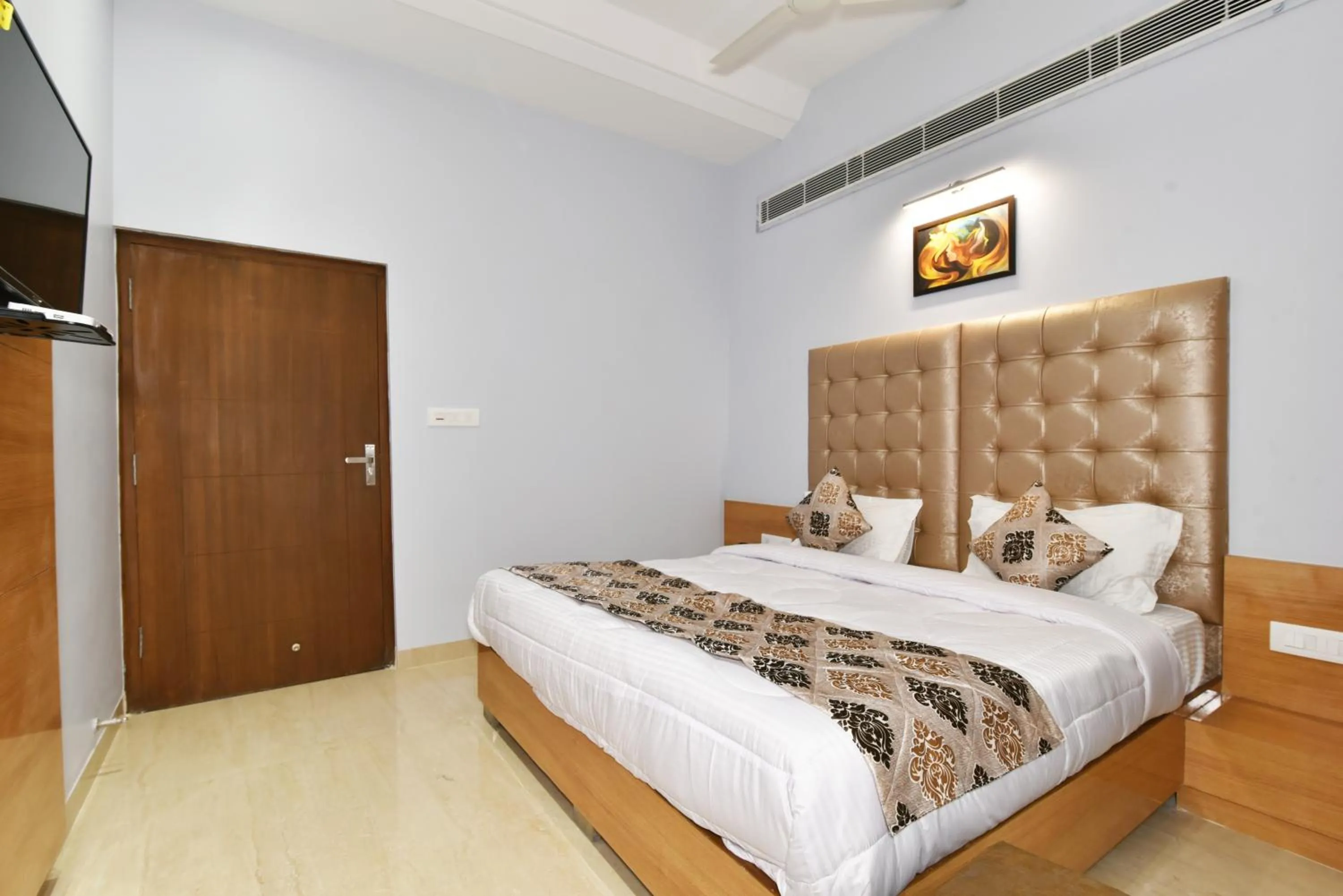 Bed in Hotel Vacation Inn