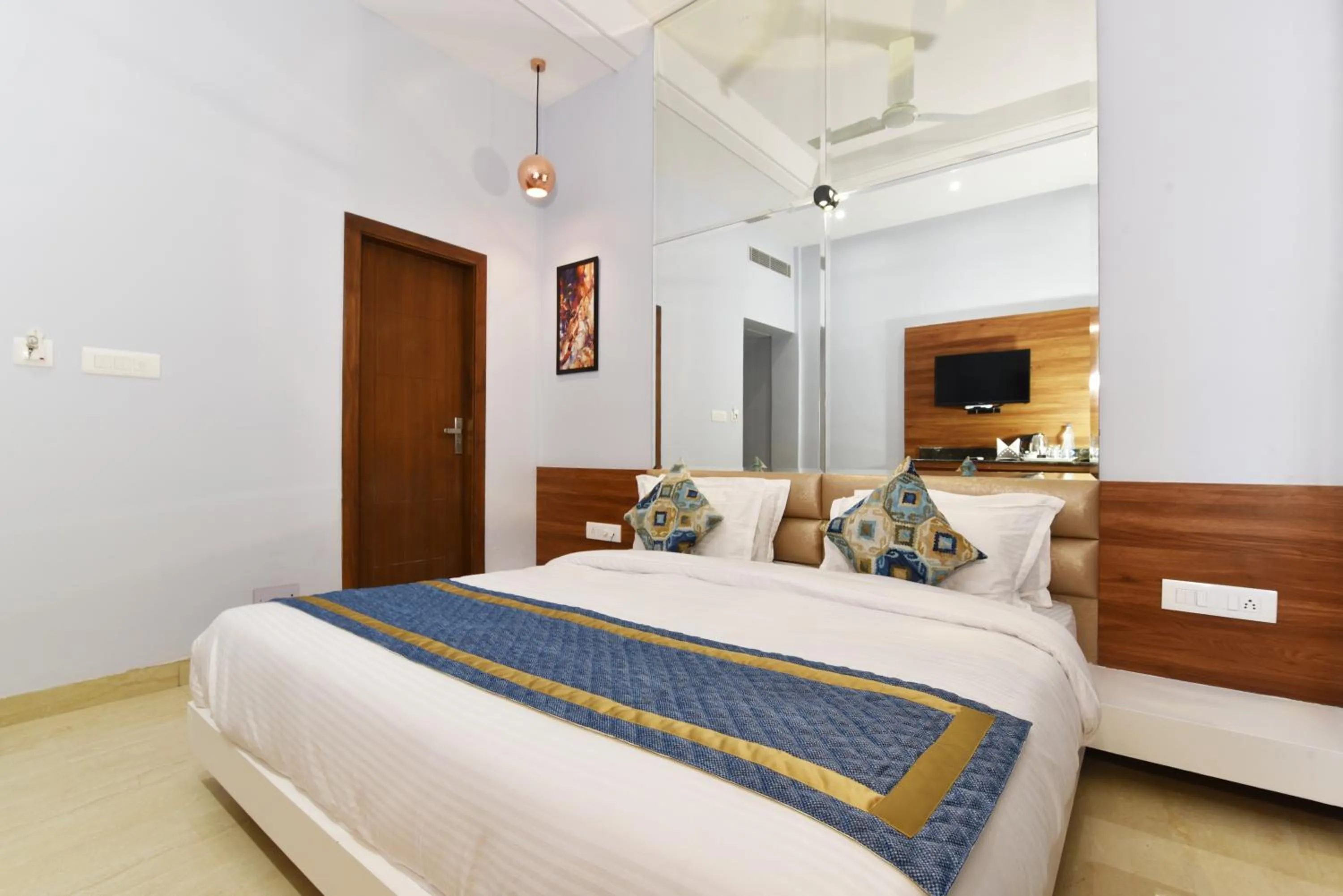 Bed in Hotel Vacation Inn