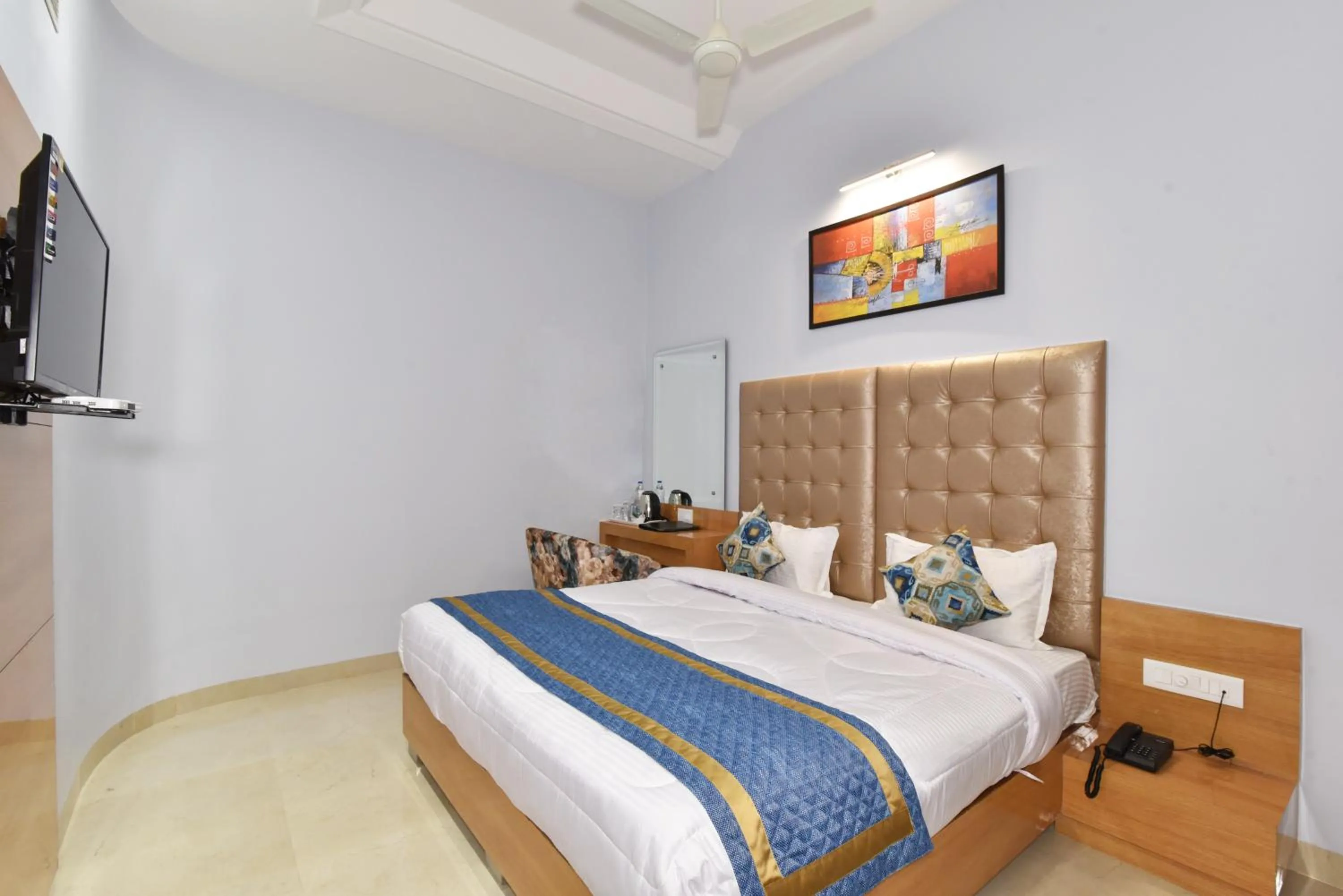 Bed in Hotel Vacation Inn