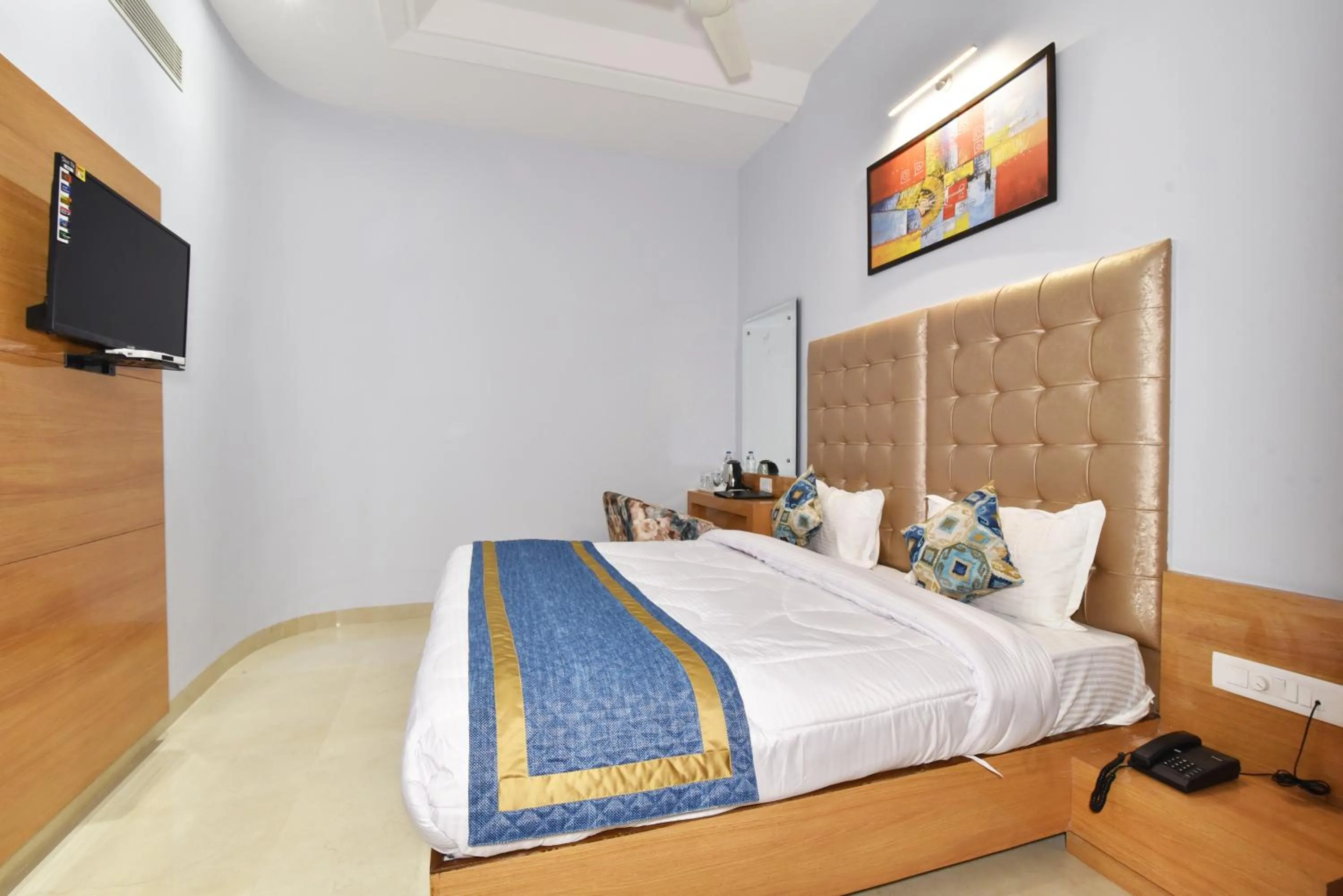 Bed in Hotel Vacation Inn