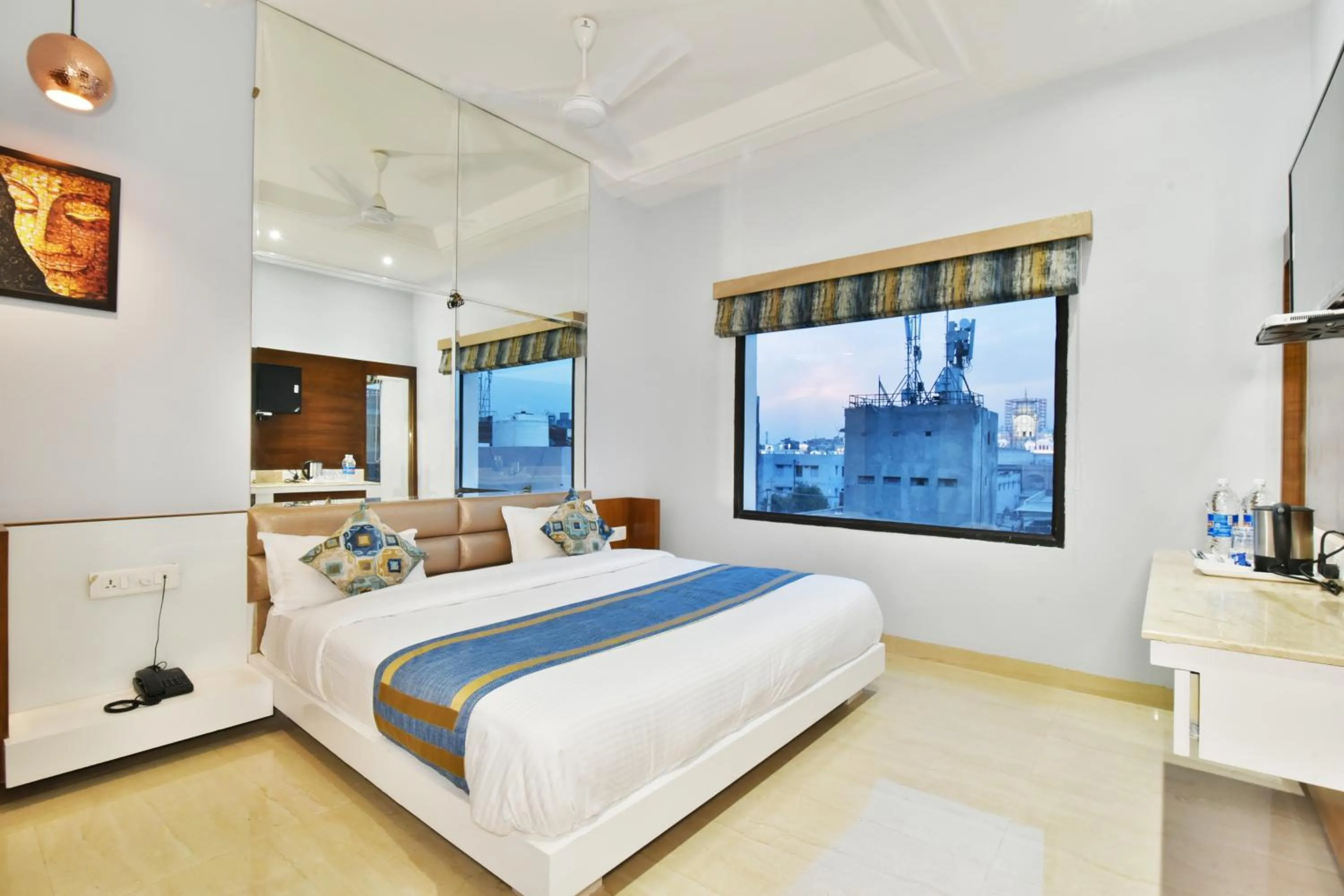 Bed in Hotel Vacation Inn