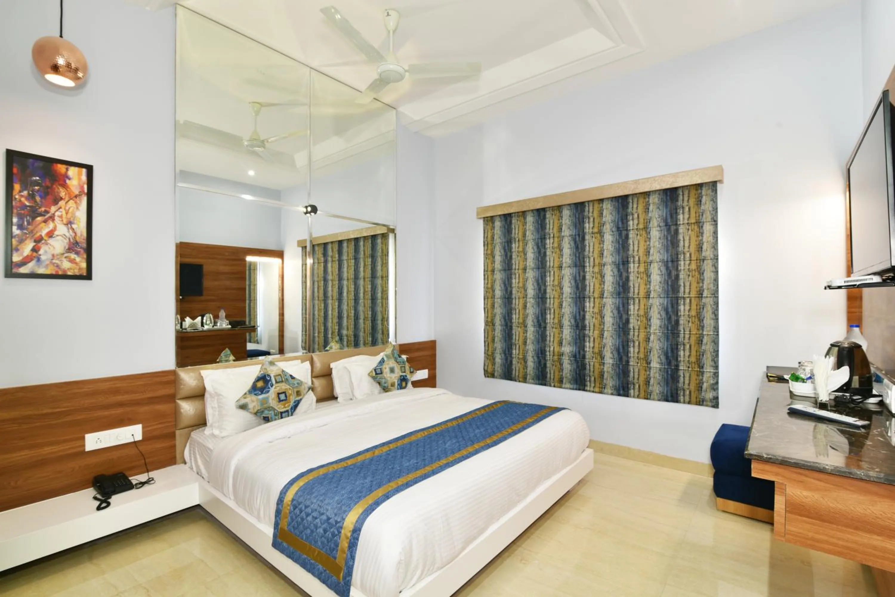 Bed in Hotel Vacation Inn