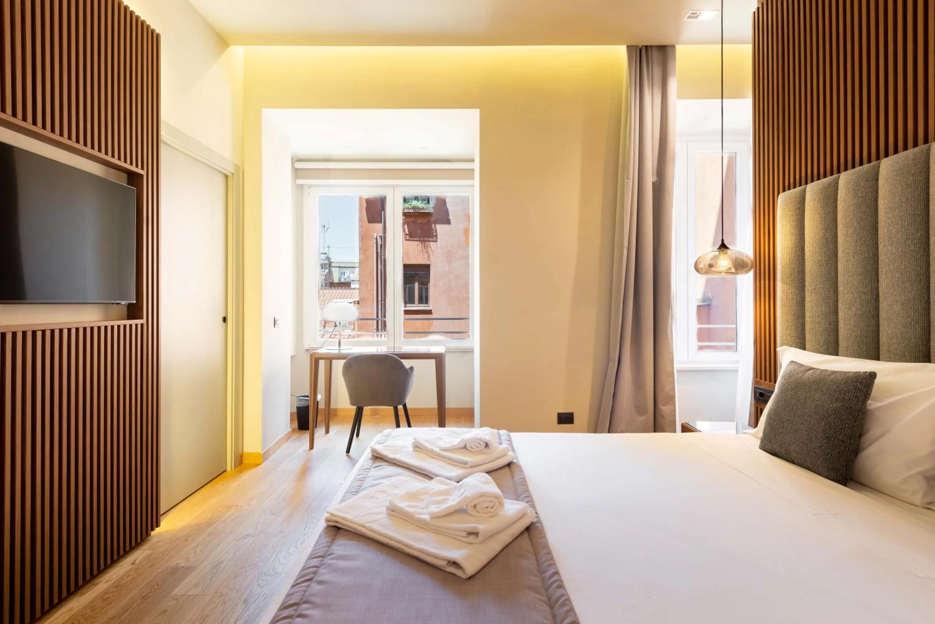 Bed in ELICAL Exclusive Private Suites