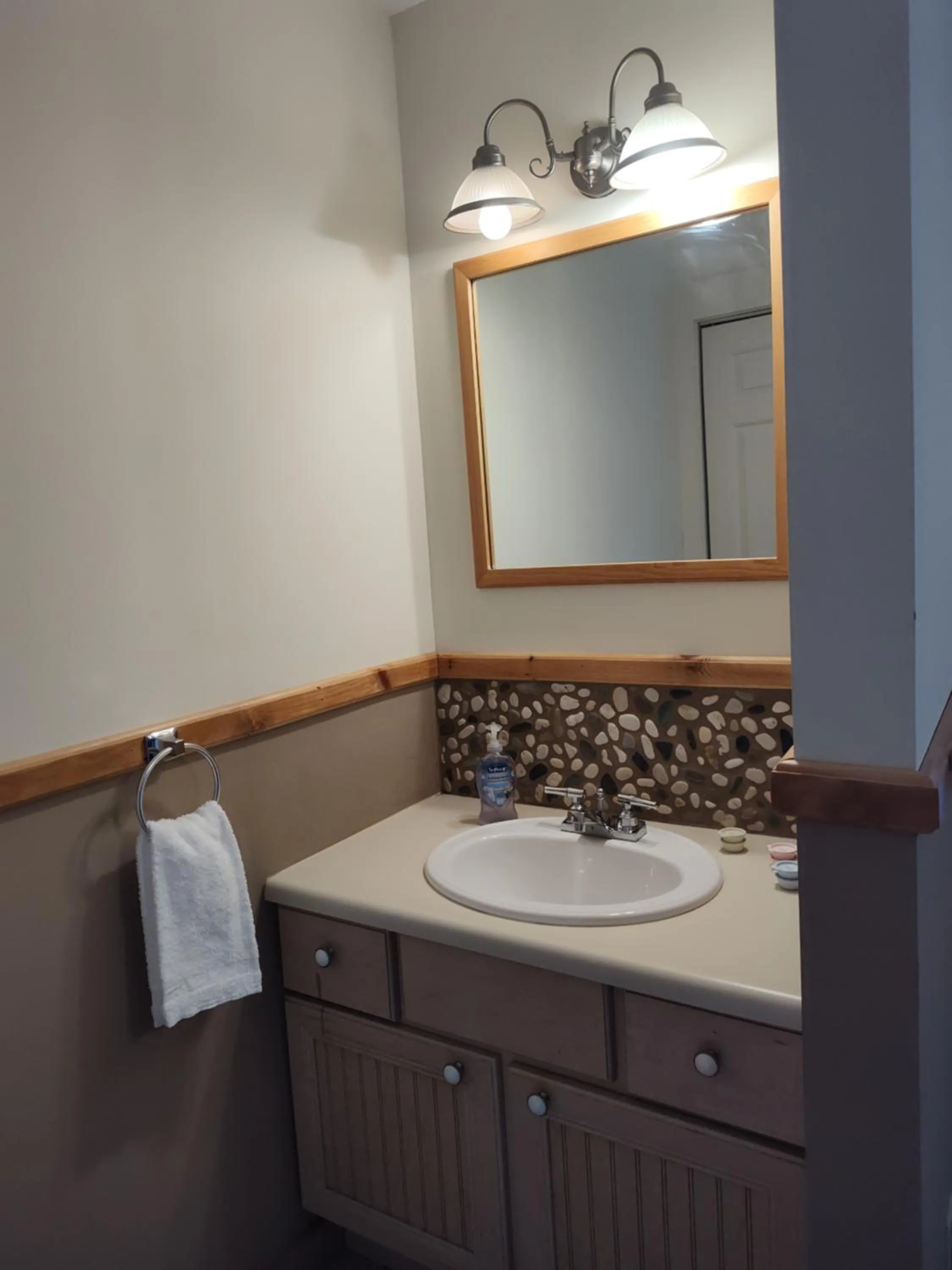 Bathroom in Doveberry Inn