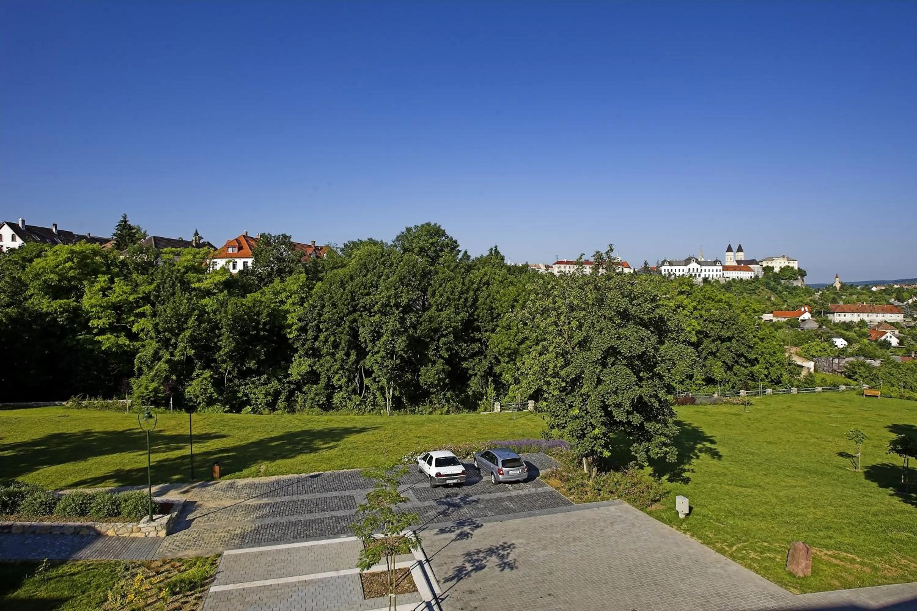 Landmark view in Völgyikút Ház