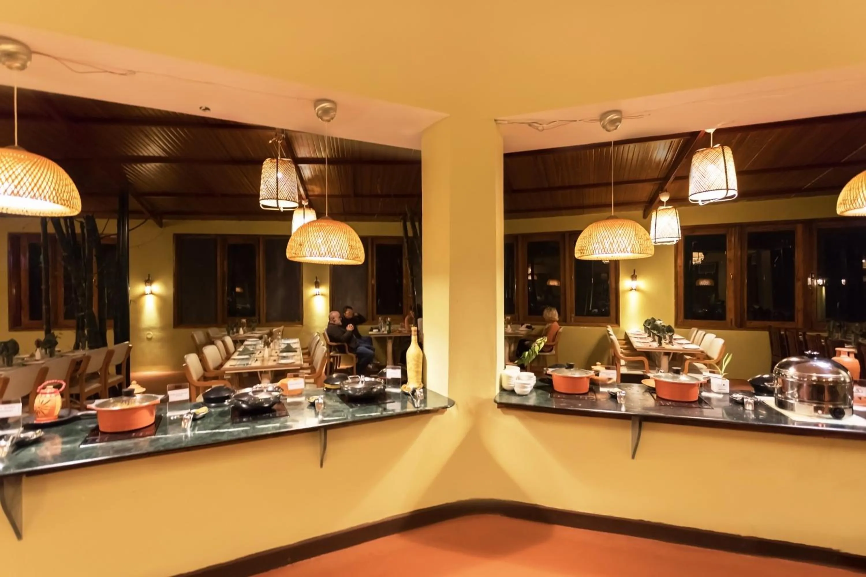 Restaurant/places to eat in Pench Jungle Camp