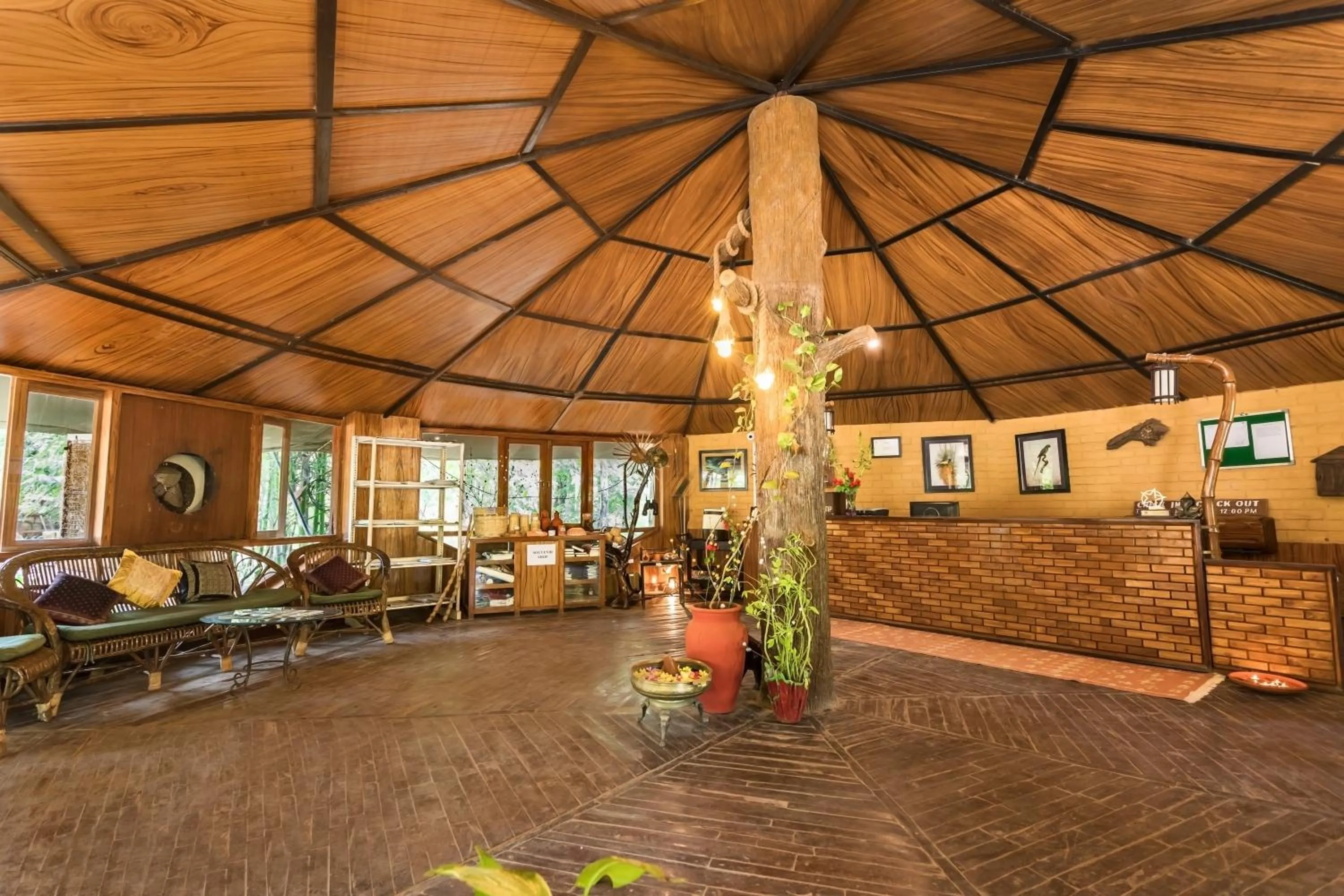 Restaurant/places to eat in Pench Jungle Camp