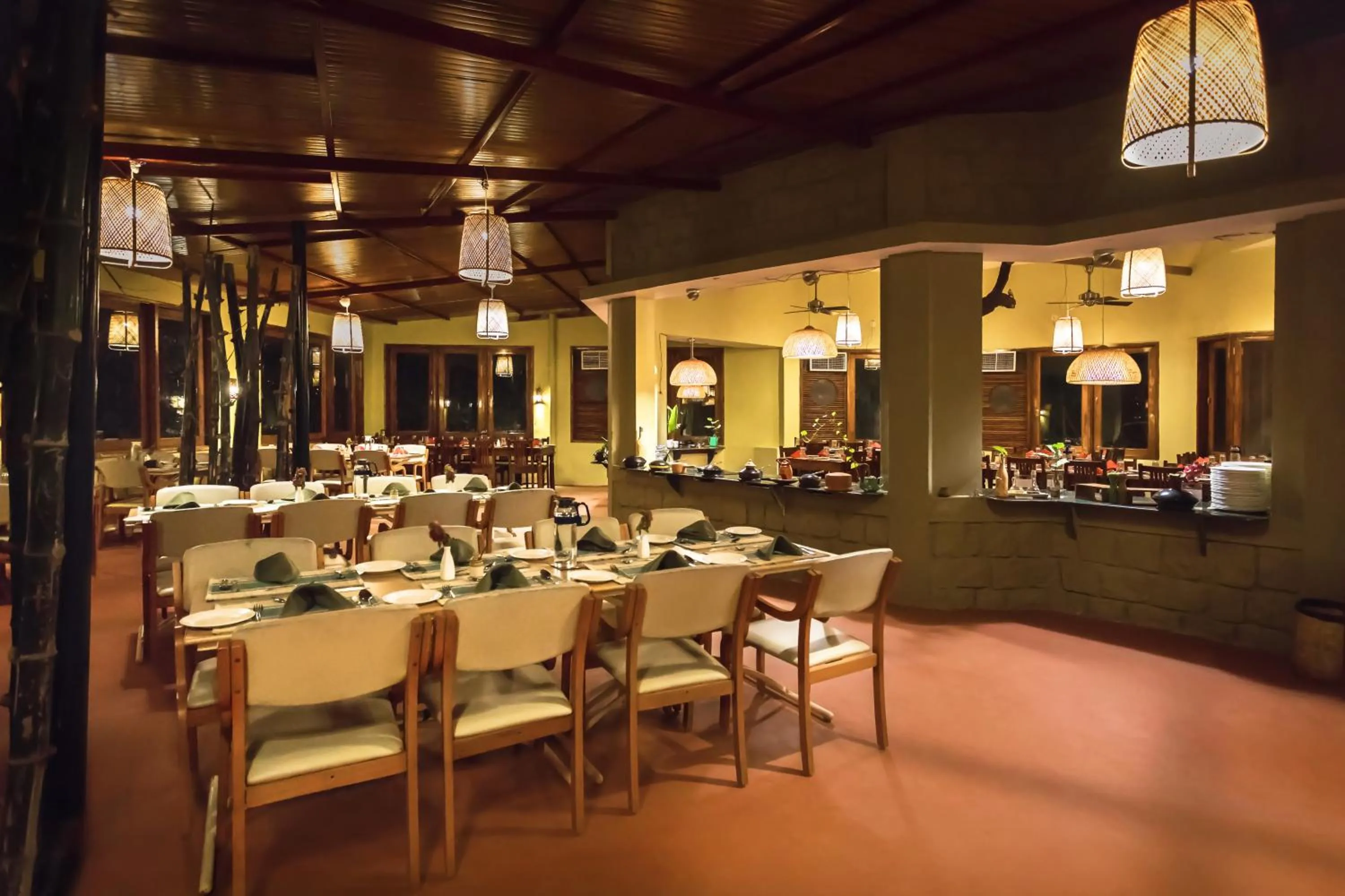 Restaurant/places to eat in Pench Jungle Camp