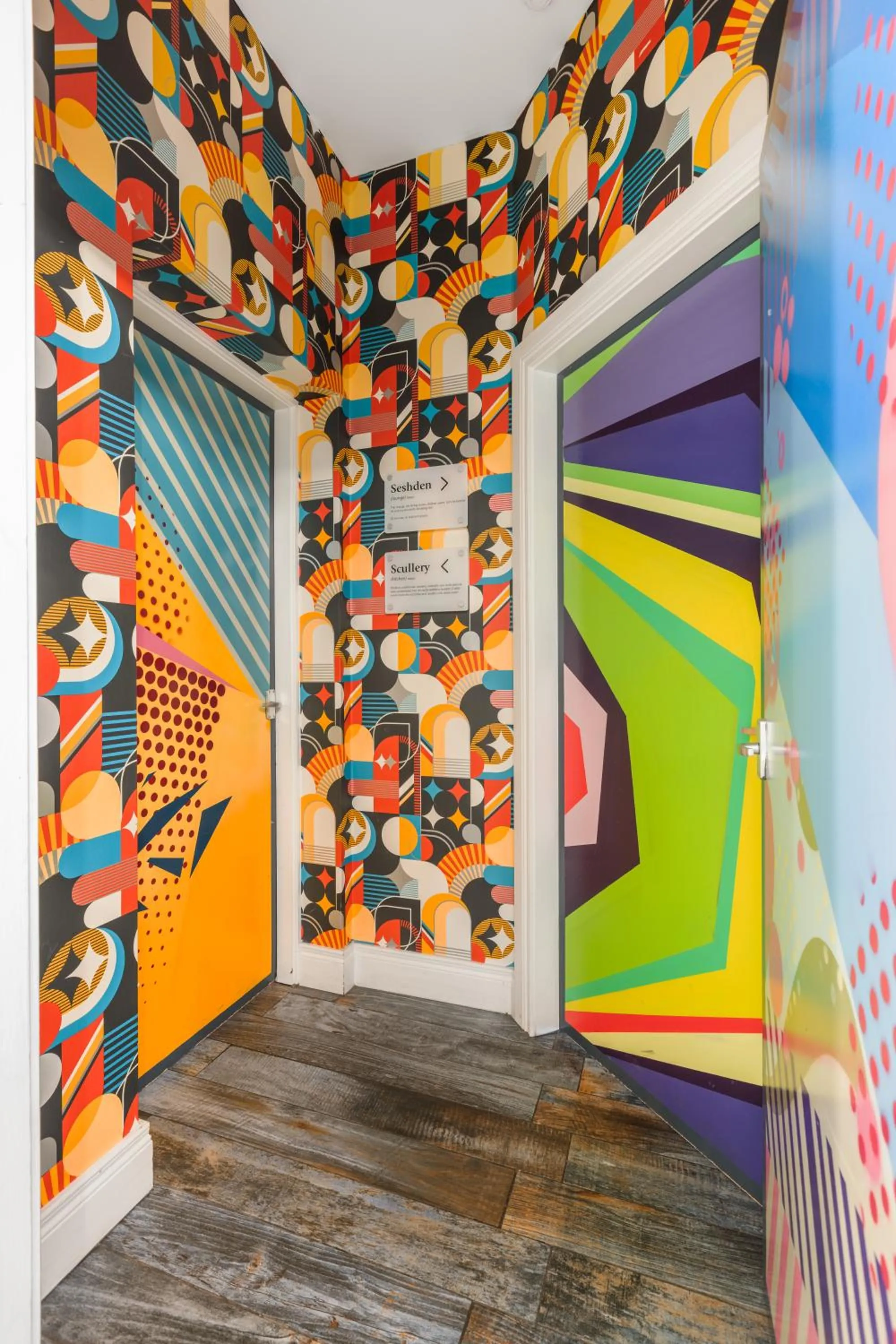 Decorative detail in 44 North