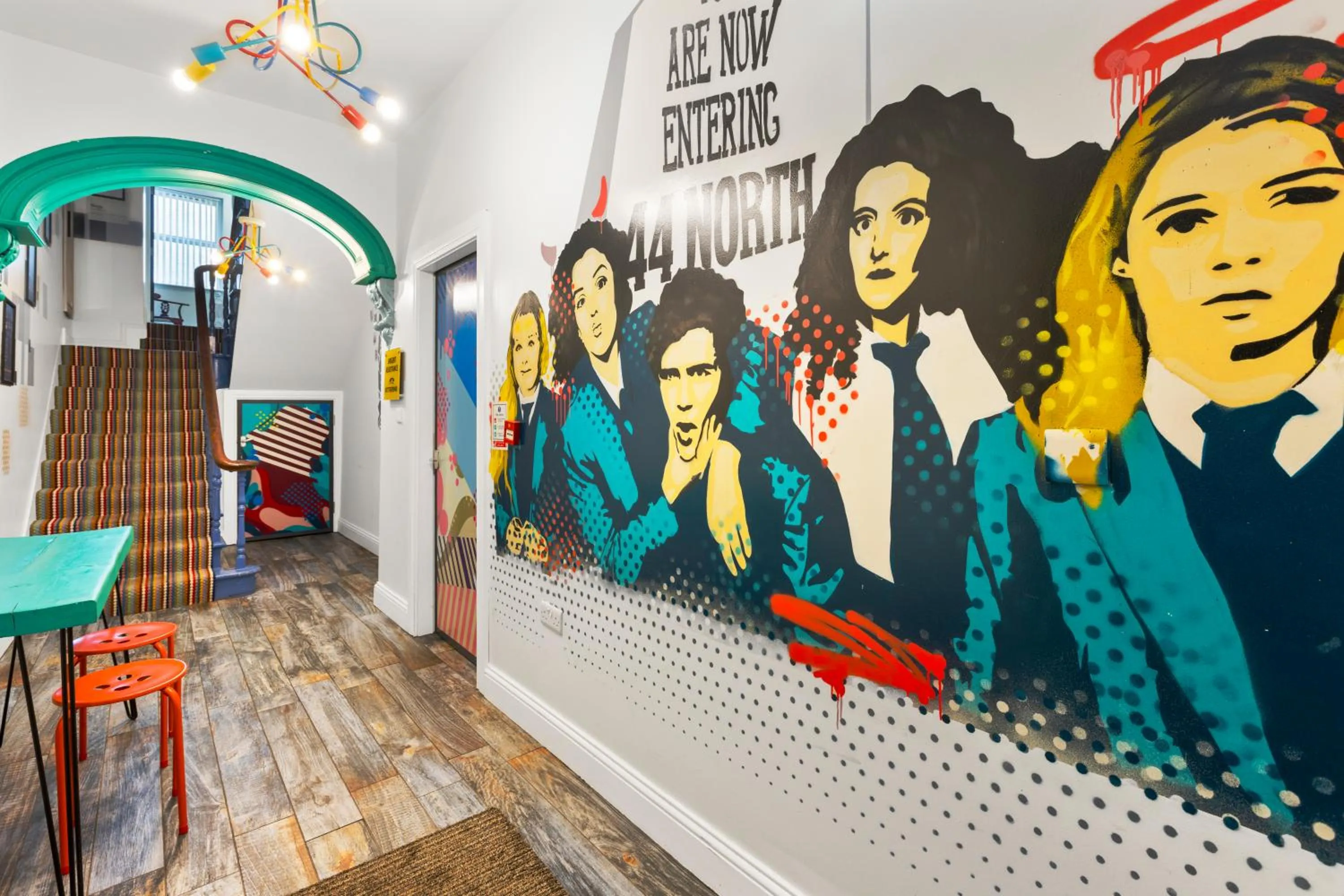 Facade/entrance in 44 North