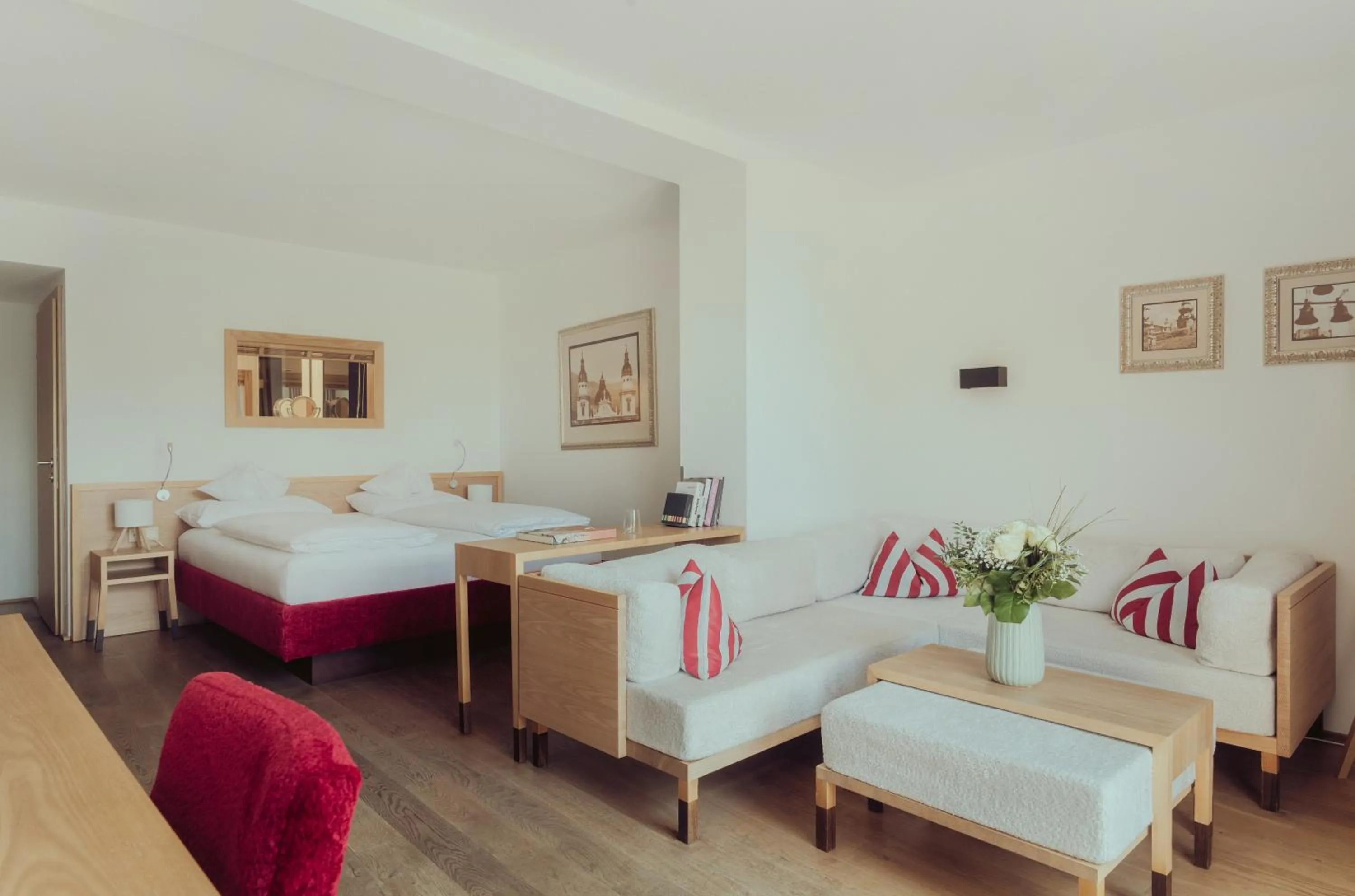 Bed in Romantik Spa Hotel Elixhauser Wirt