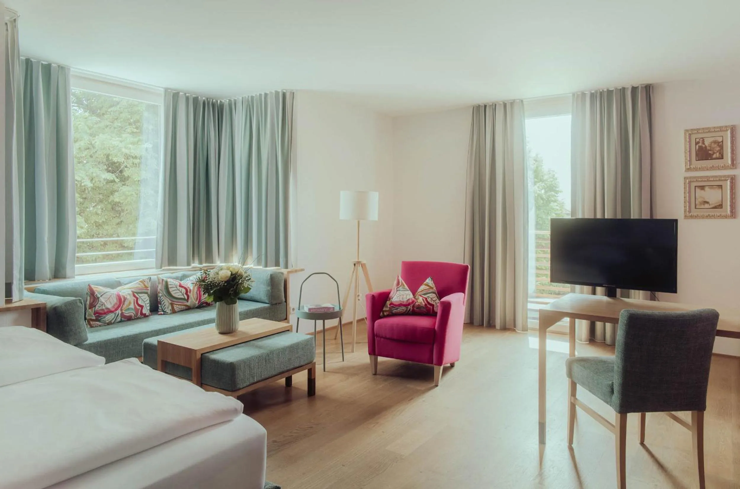 TV and multimedia in Romantik Spa Hotel Elixhauser Wirt