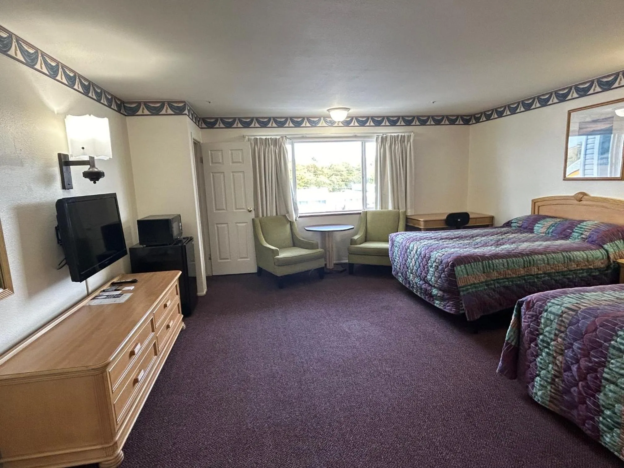 Deluxe Double Room in Bayview Inn