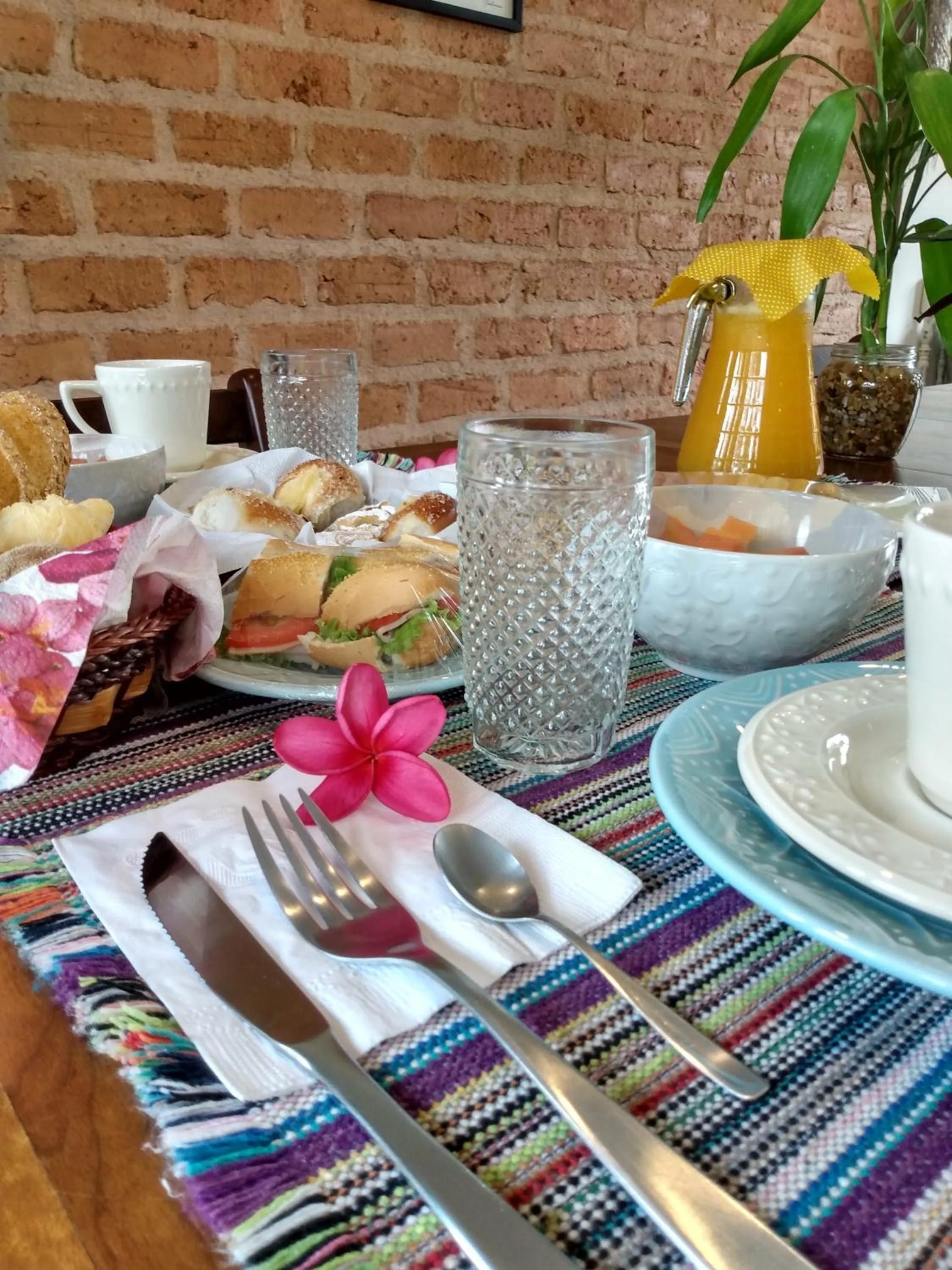 Breakfast in Pousada Vila Guyrá