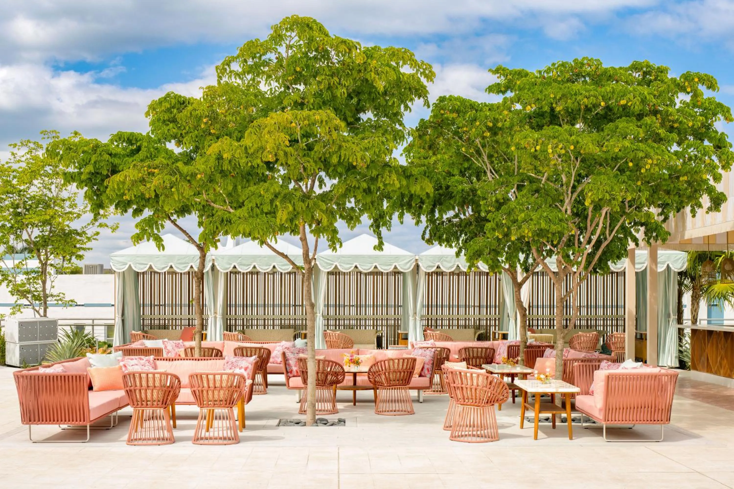 Patio in The Goodtime Hotel, Miami Beach a Tribute Portfolio Hotel
