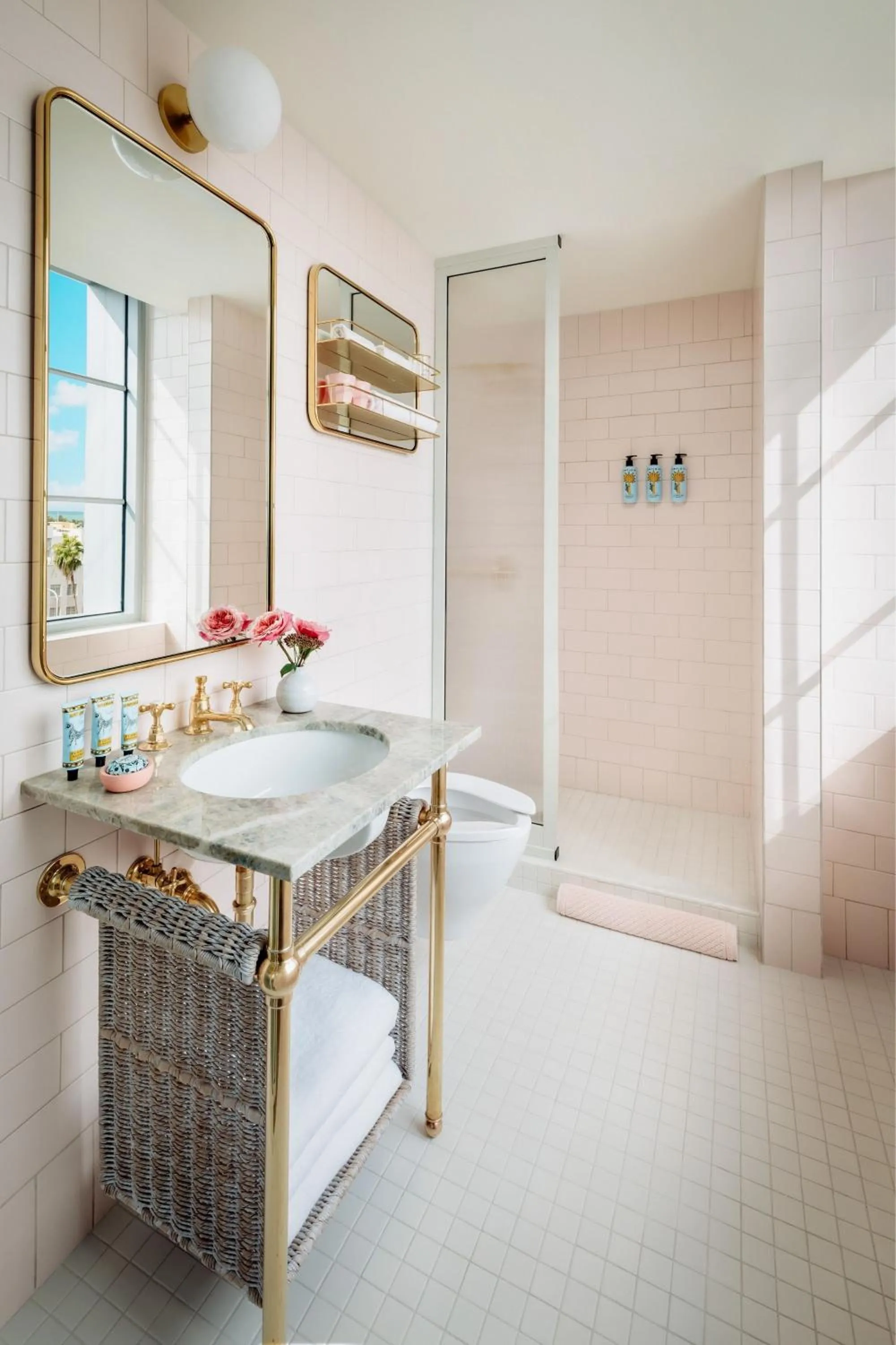 Bathroom in The Goodtime Hotel, Miami Beach a Tribute Portfolio Hotel