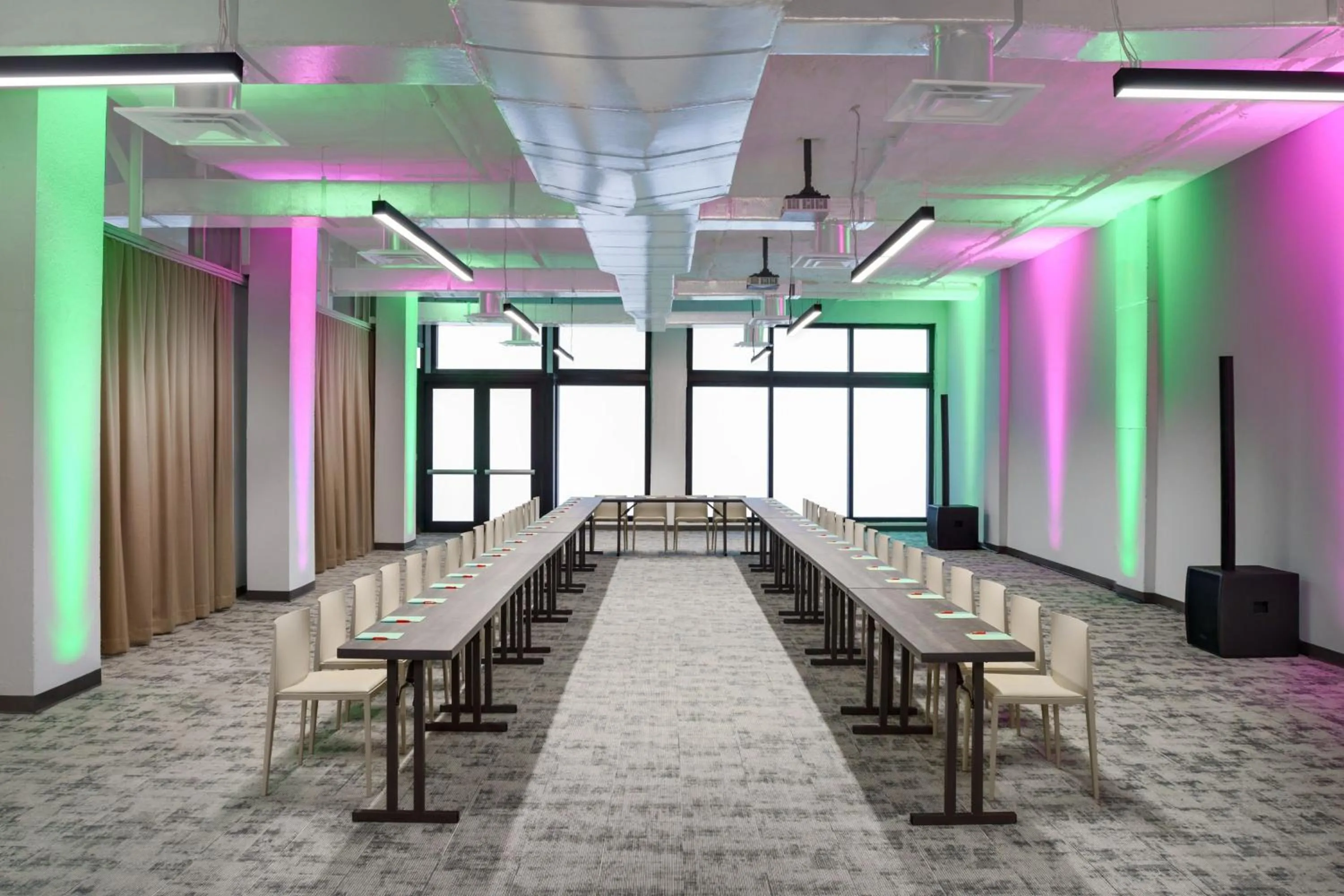 Meeting/conference room in The Goodtime Hotel, Miami Beach a Tribute Portfolio Hotel