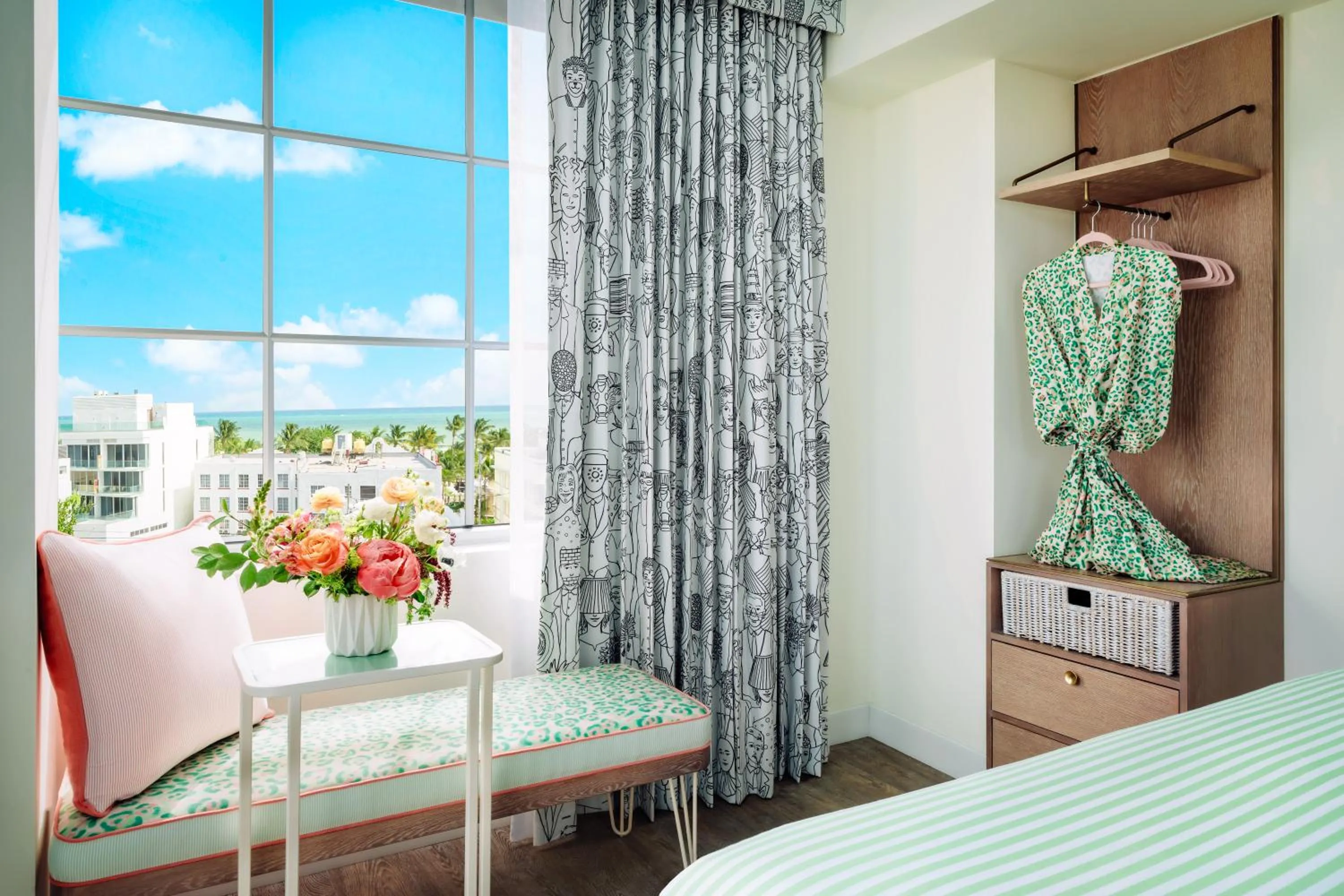 Sea view, Bed in The Goodtime Hotel, Miami Beach a Tribute Portfolio Hotel