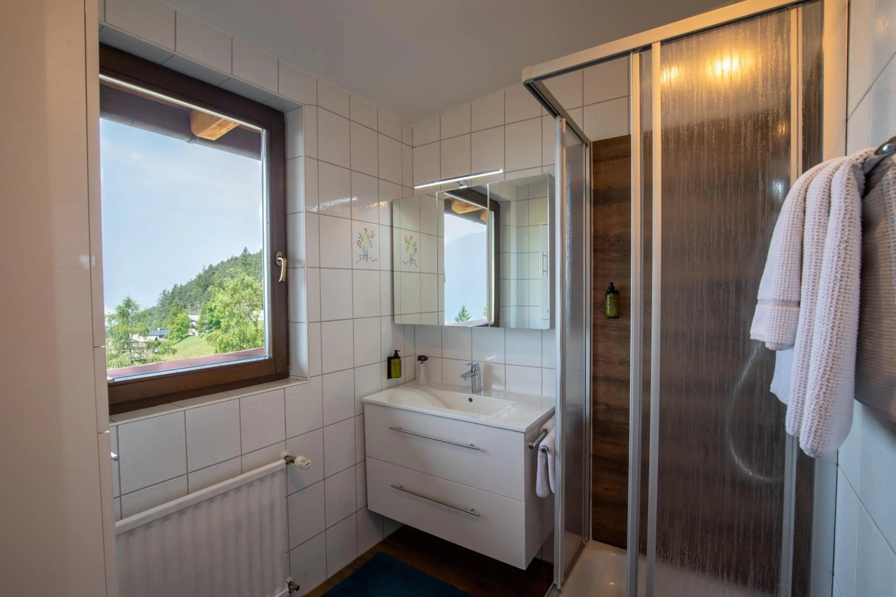 Bathroom in Hotel Pension Tyrol