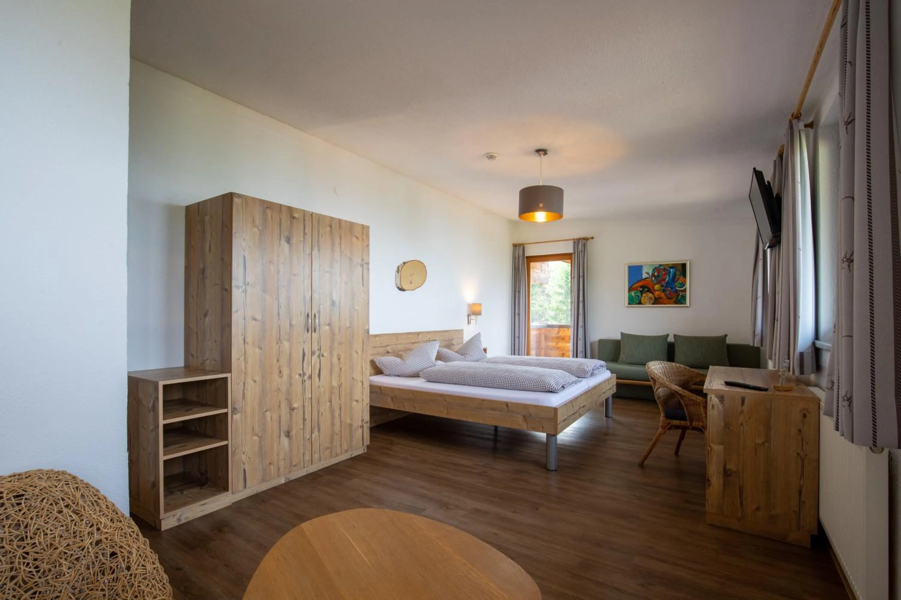 Photo of the whole room, Bed in Hotel Pension Tyrol